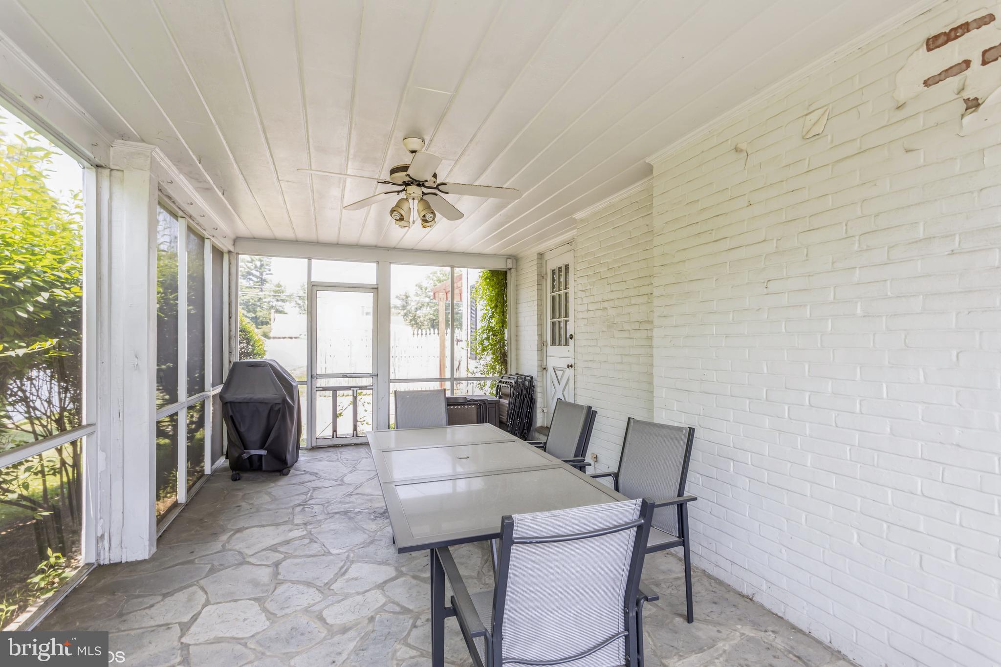 FALLSTAFF - Residential