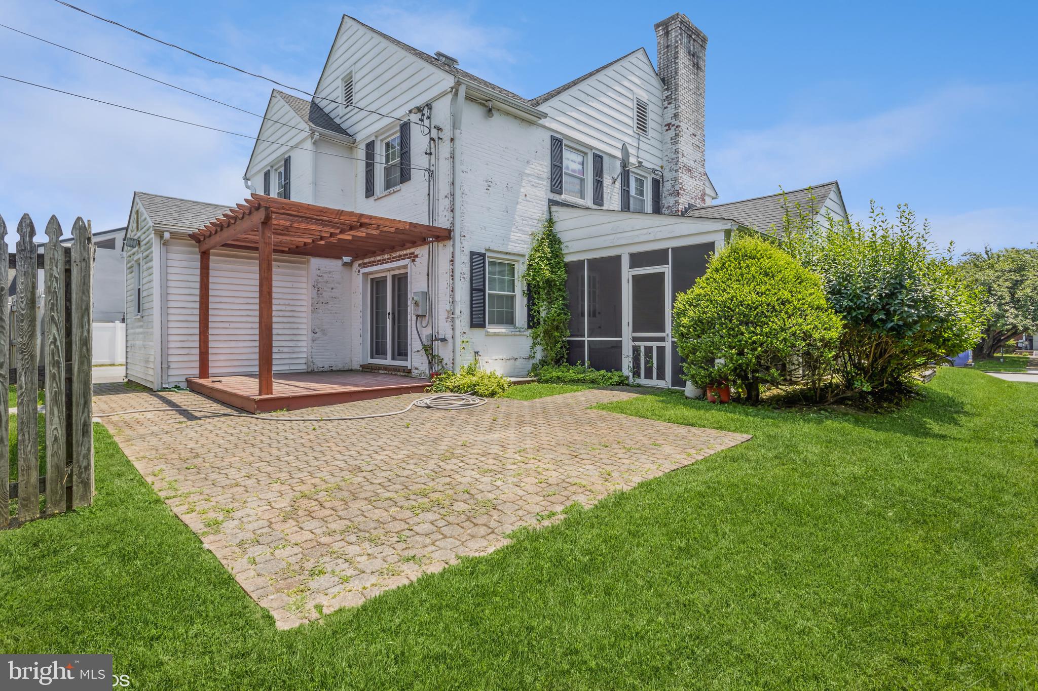 FALLSTAFF - Residential