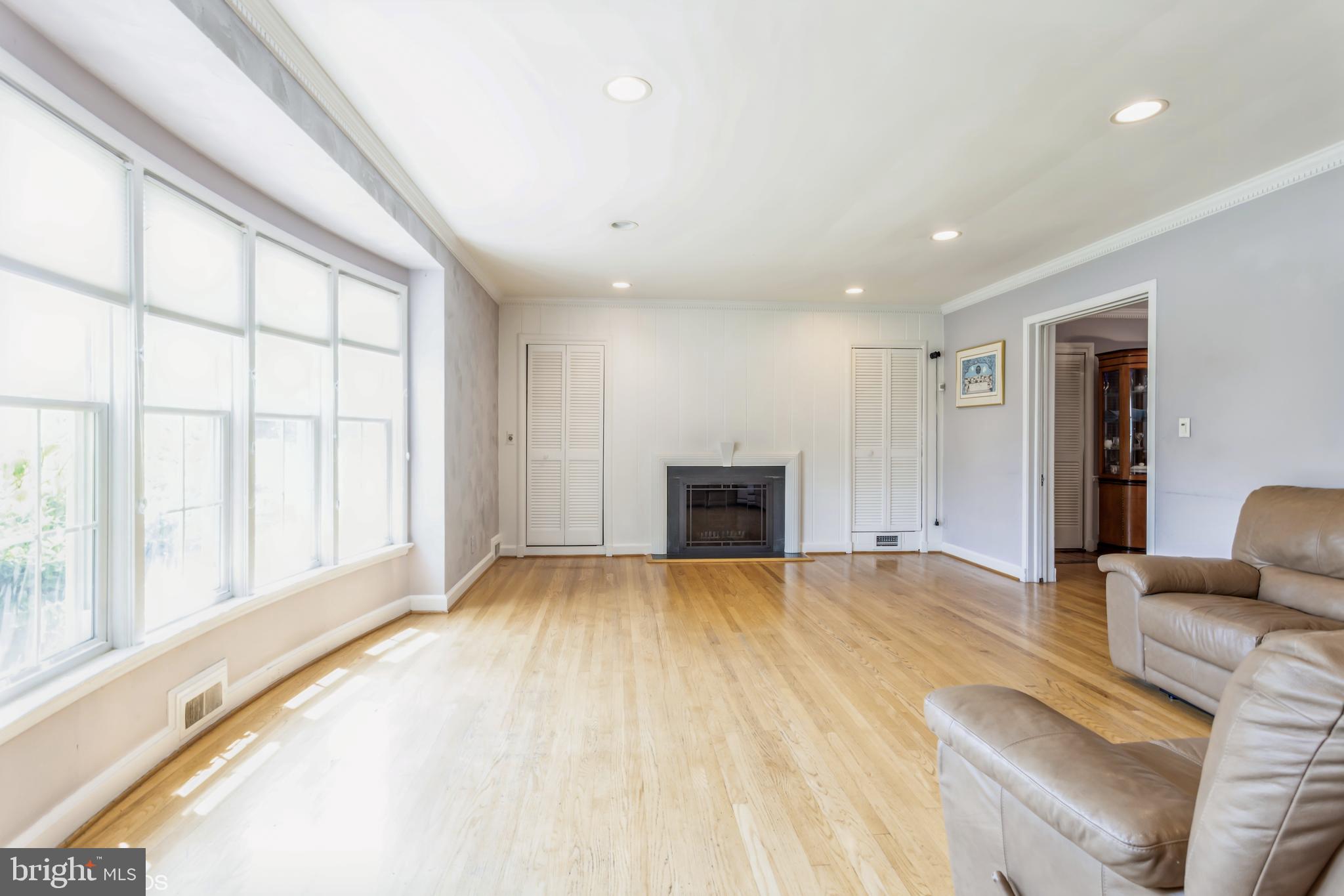 FALLSTAFF - Residential