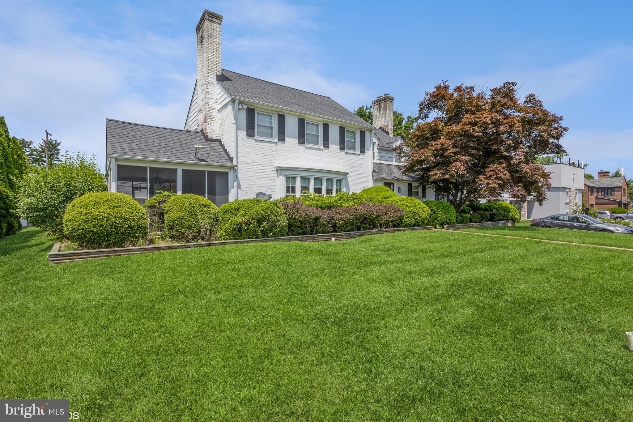 FALLSTAFF - Residential