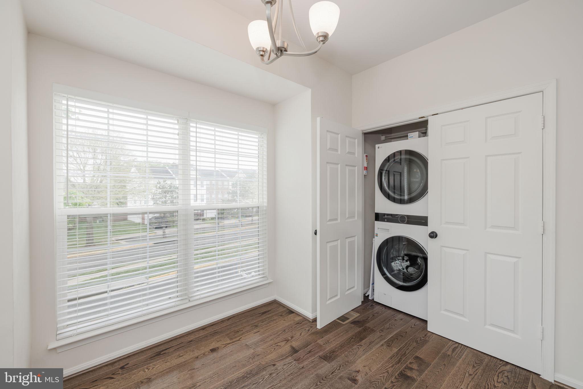 KINGSTOWNE - Residential