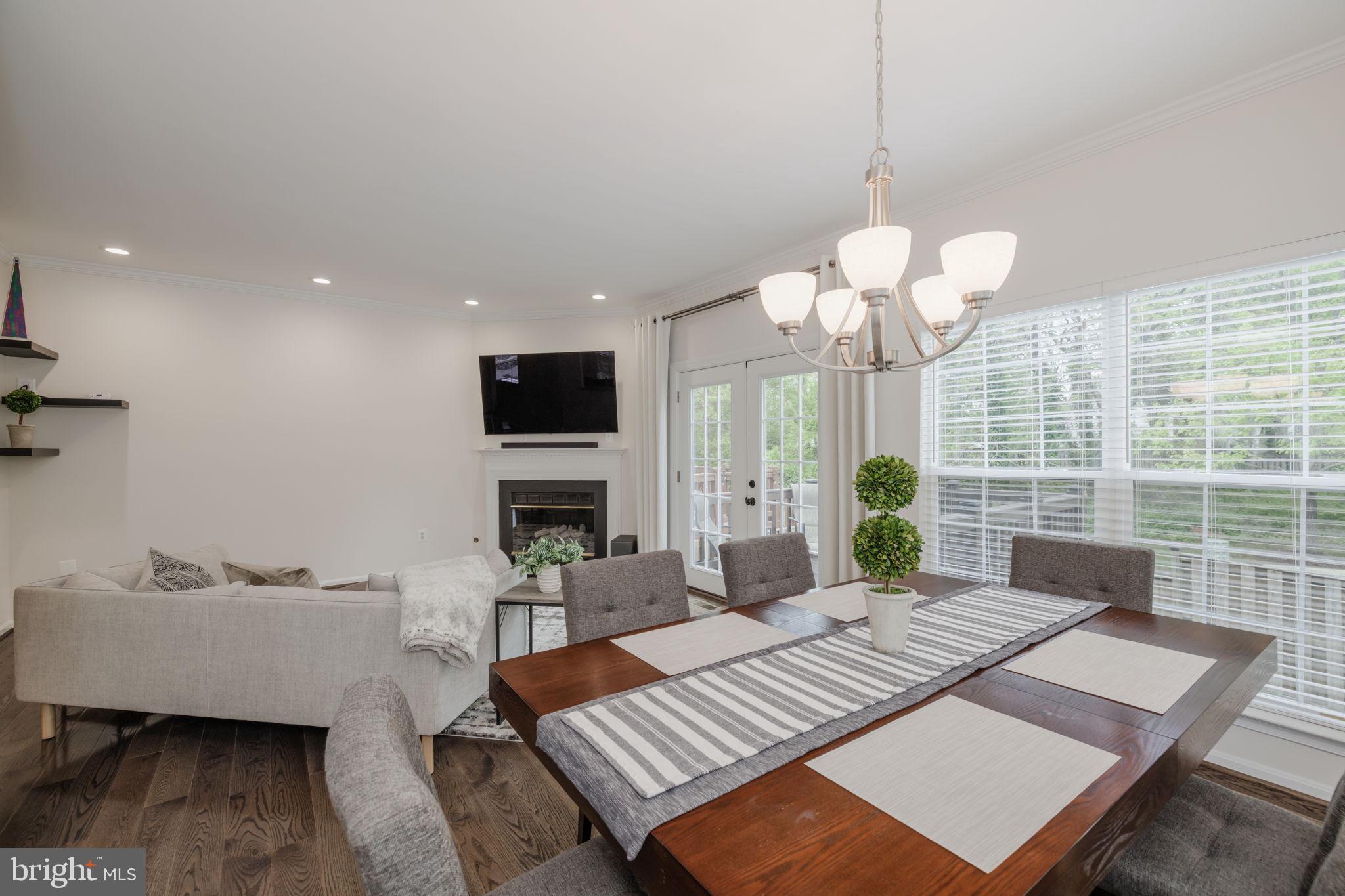 KINGSTOWNE - Residential