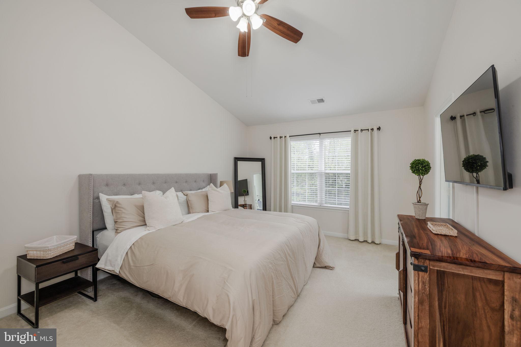 KINGSTOWNE - Residential