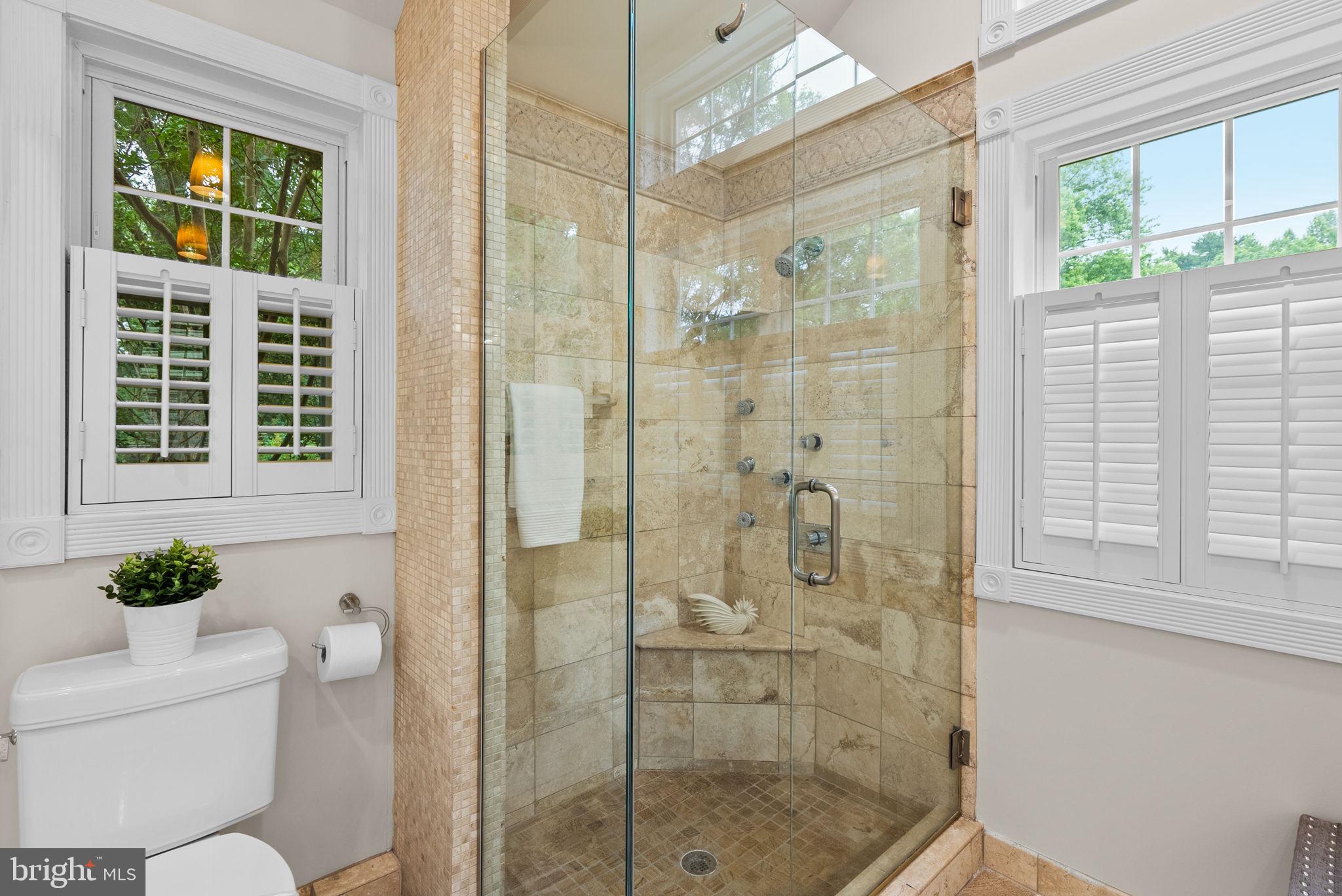 FALLS ORCHARD - Residential Lease