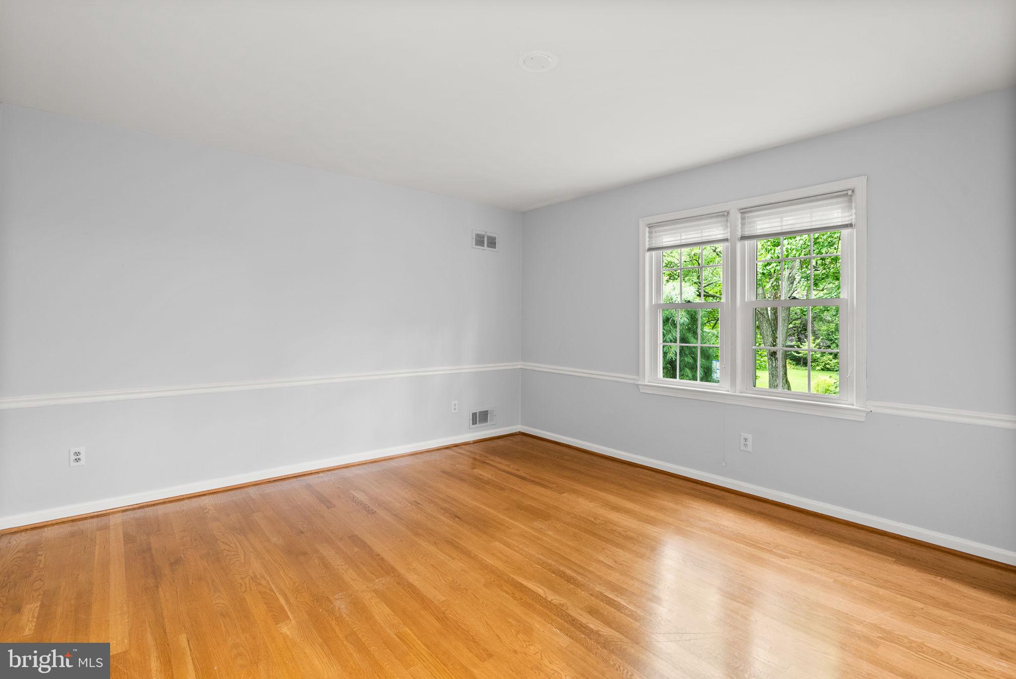 FALLS ORCHARD - Residential Lease