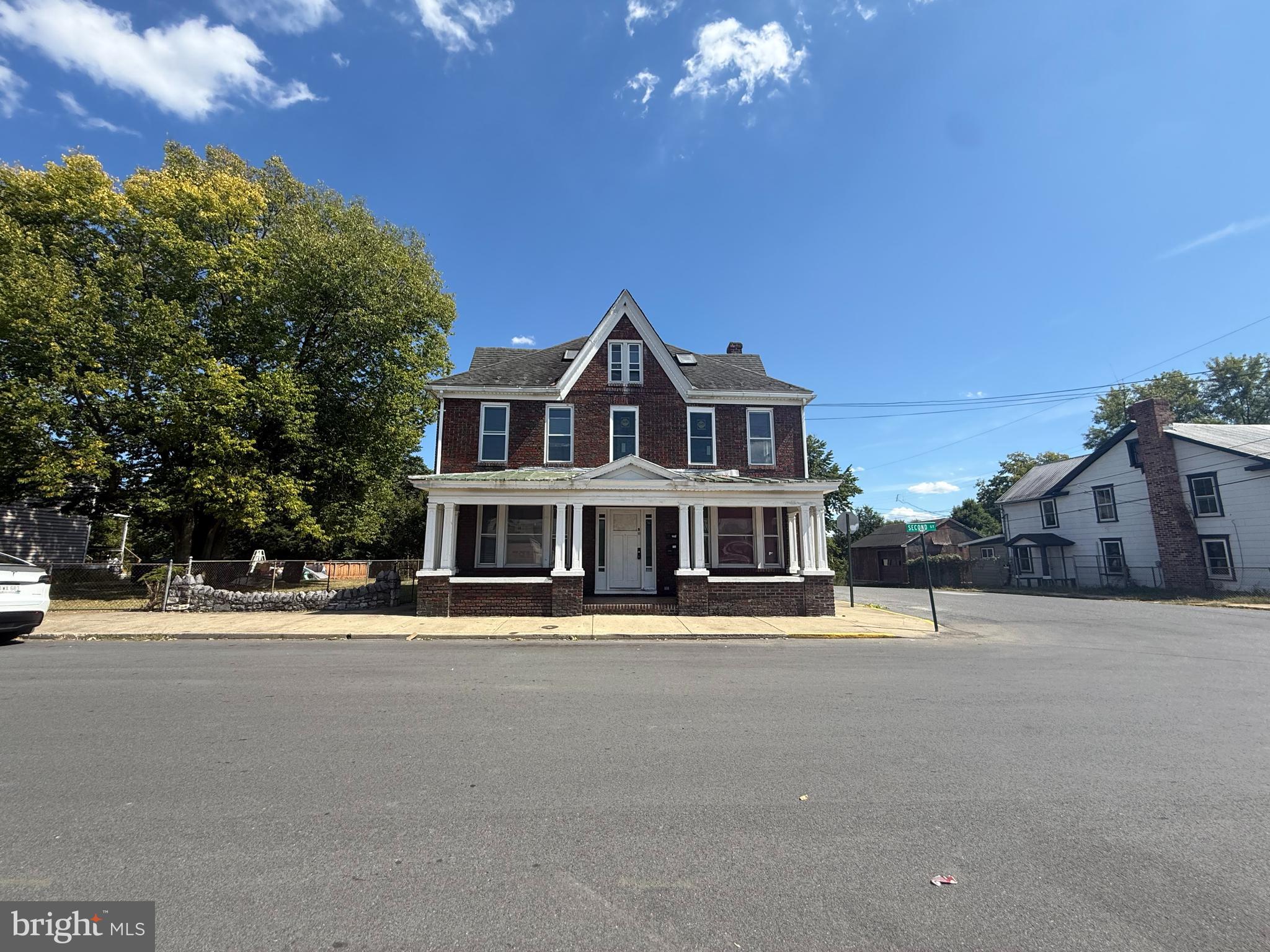 CITY OF MARTINSBURG - Residential Lease