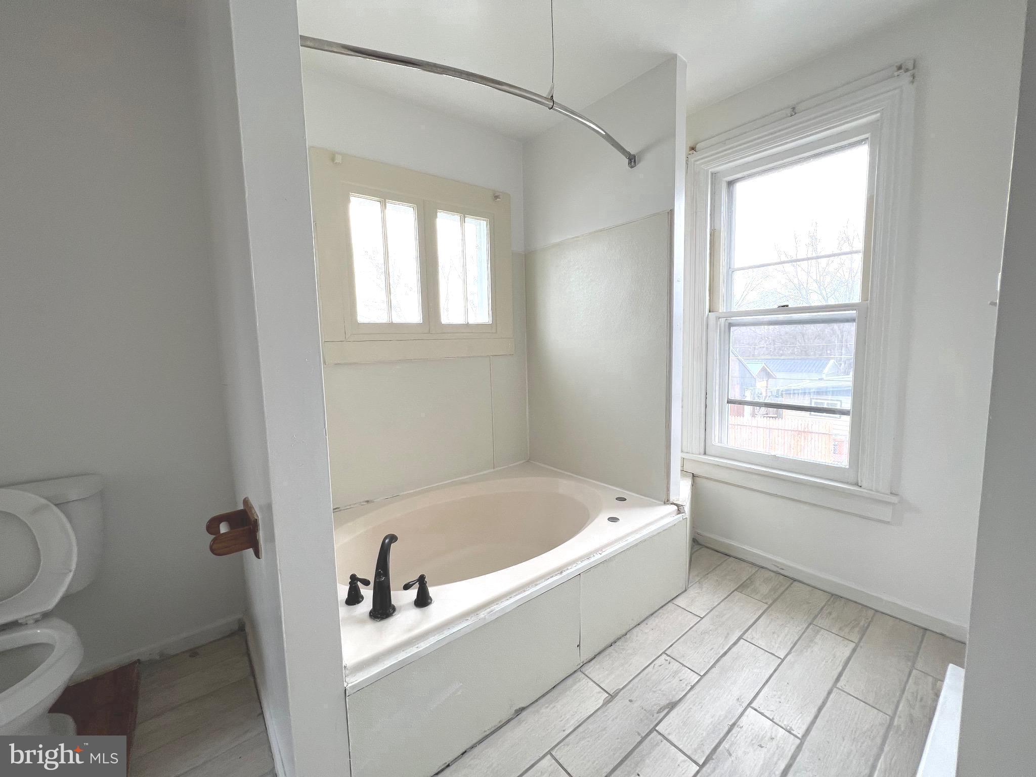 CITY OF MARTINSBURG - Residential Lease