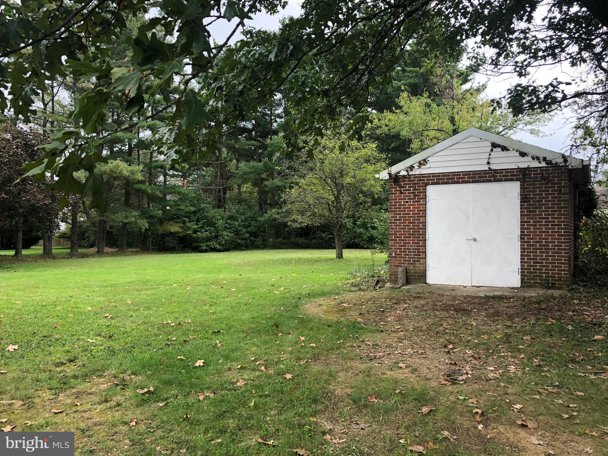 T B MIDDLETON FARM - Residential