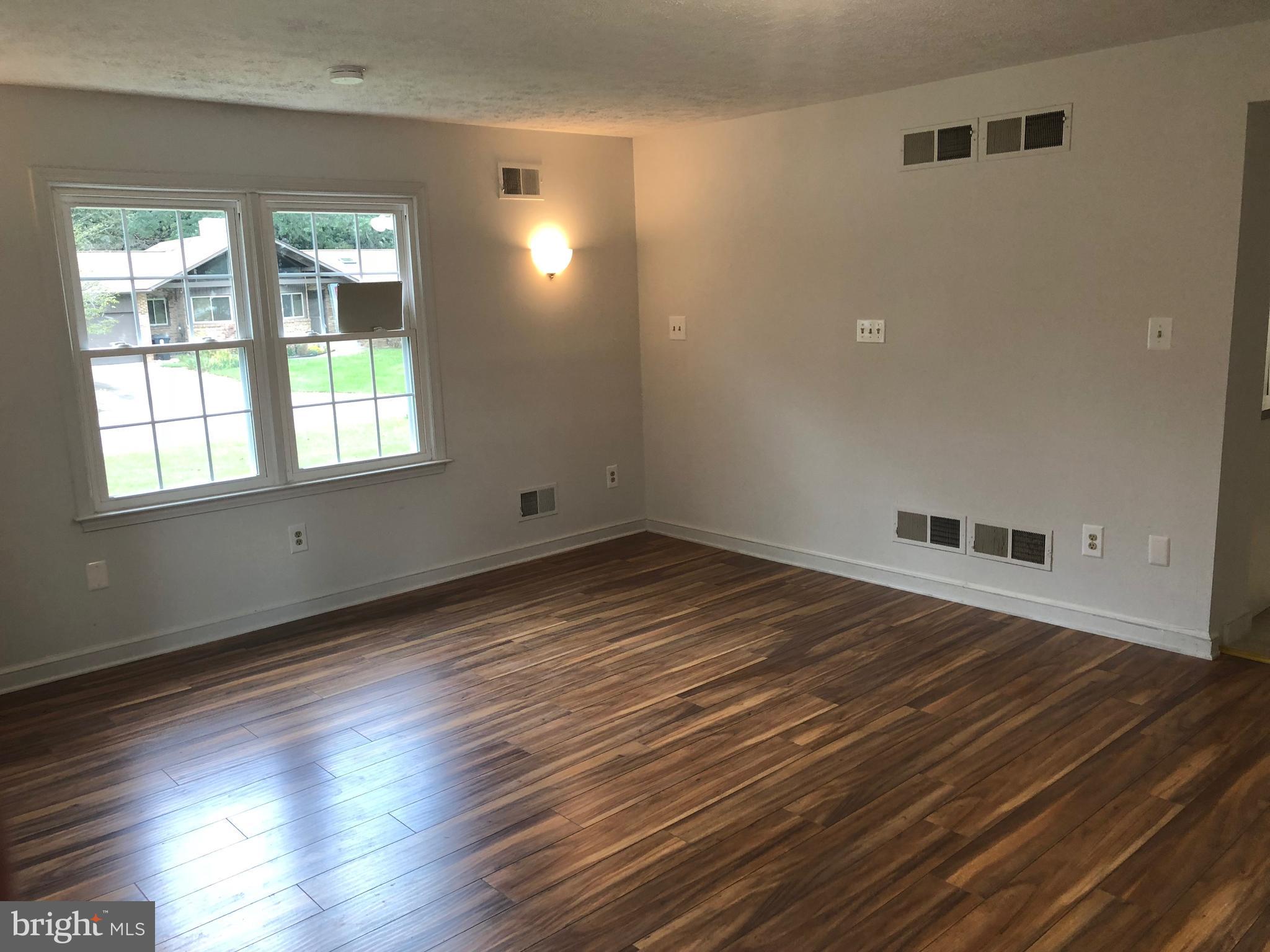 T B MIDDLETON FARM - Residential