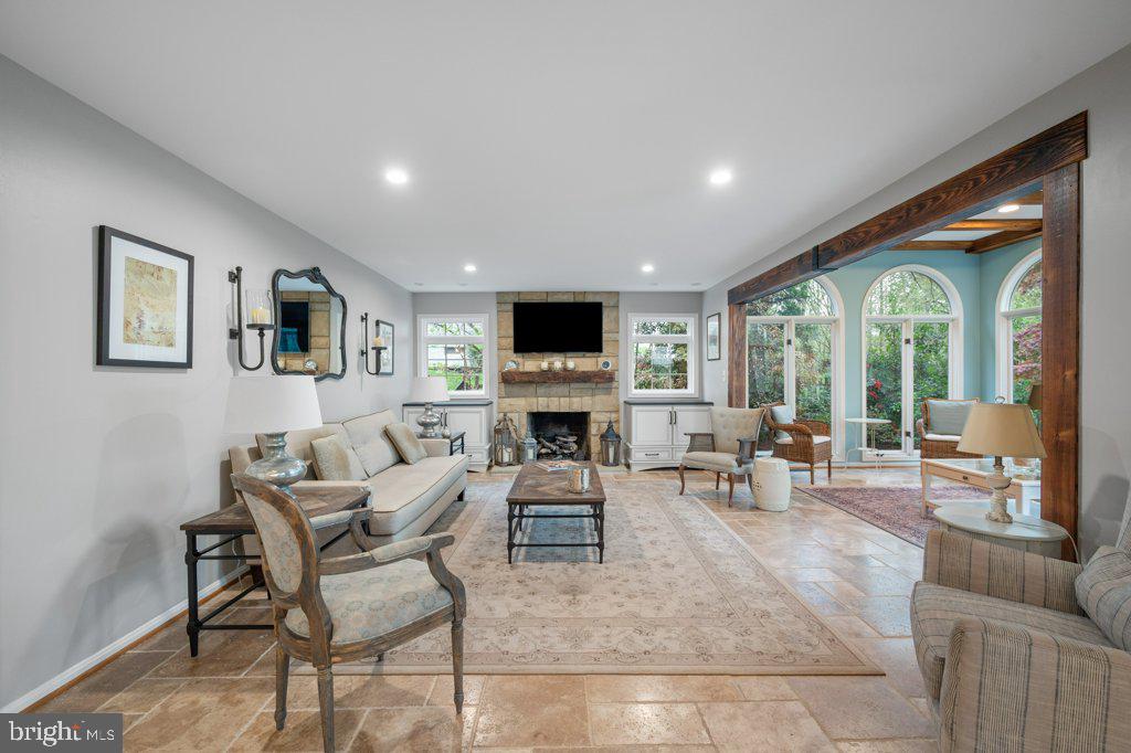 WESTRIDGE - Residential