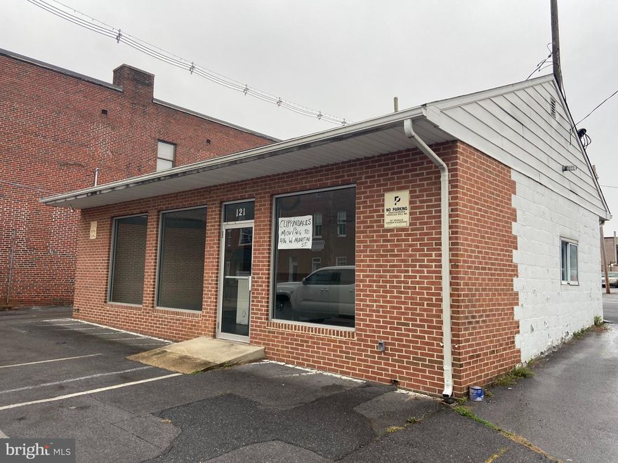 Fantastic opportunity to start or relocate your business to the thriving community of downtown Martinsburg! This charming building has an open floorplan and so much potential!  Negotiable build out terms make it easy for you to customize the space to fit your needs. Building  exterior upgrades were  completed at the beginning of 2022.  Tenant to pay all utilities, 2 parking spaces in front of the building are included.