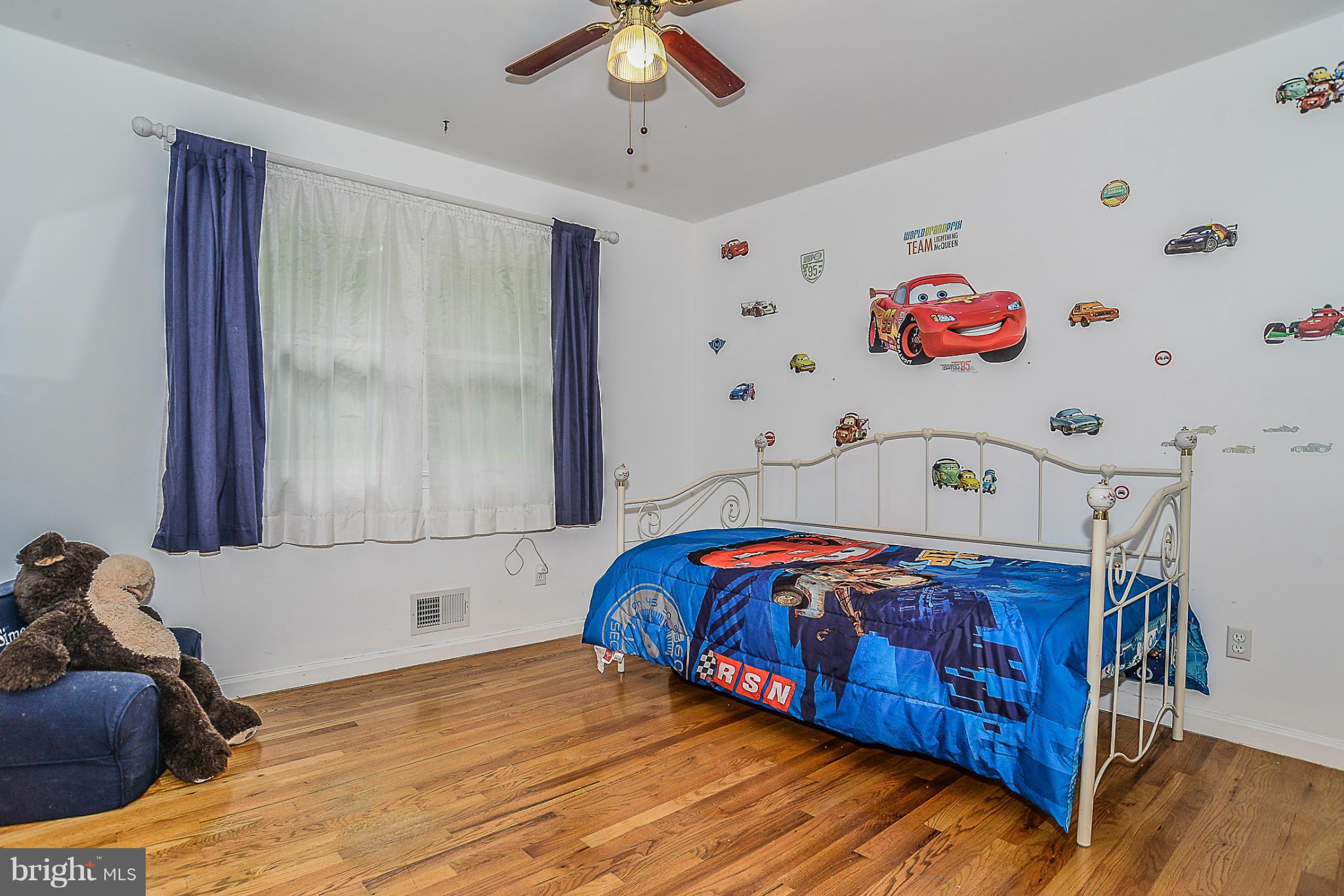 ROLLING ACRES - Residential