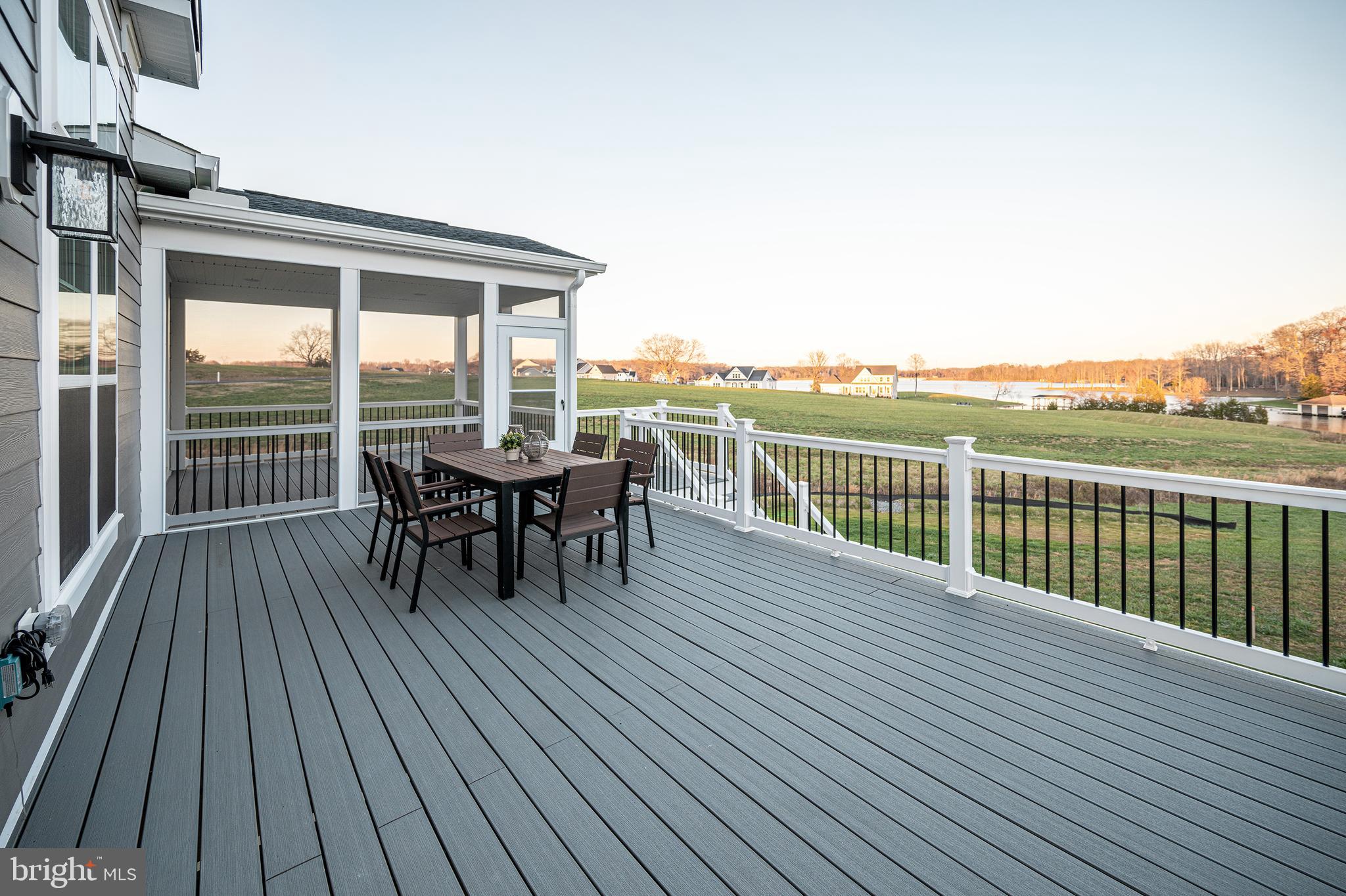 ROCK ISLAND LANDING - Residential