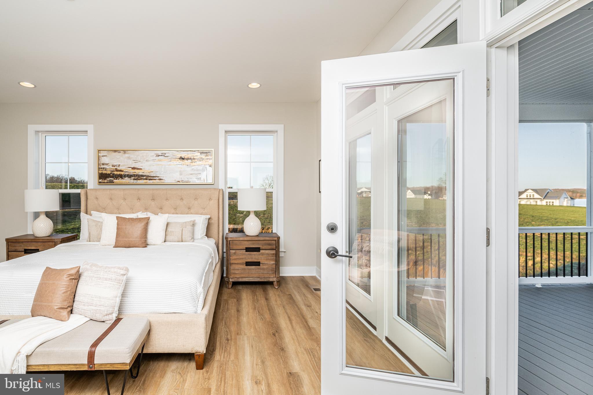 ROCK ISLAND LANDING - Residential