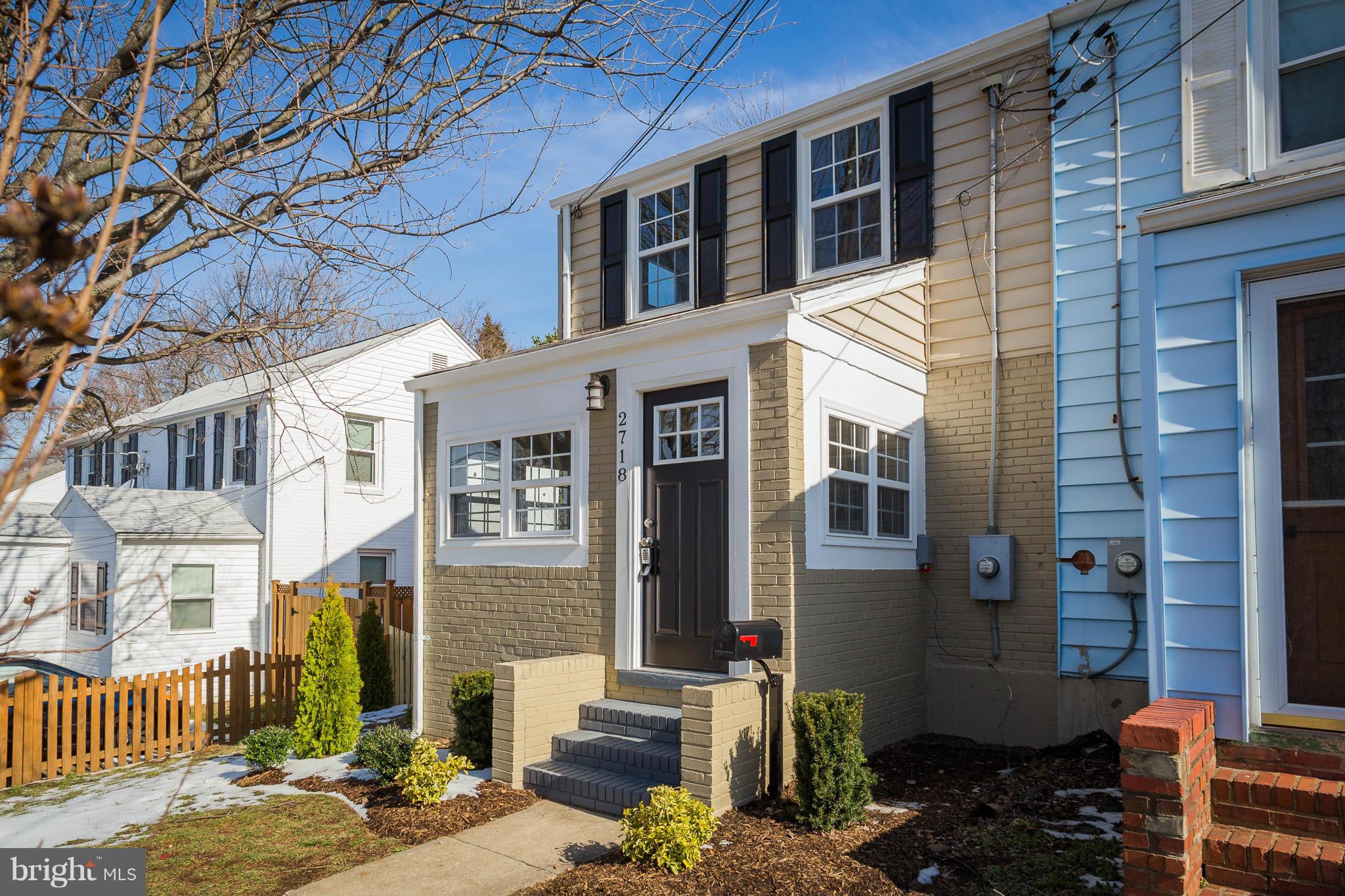 JEFFERSON MANOR - Residential