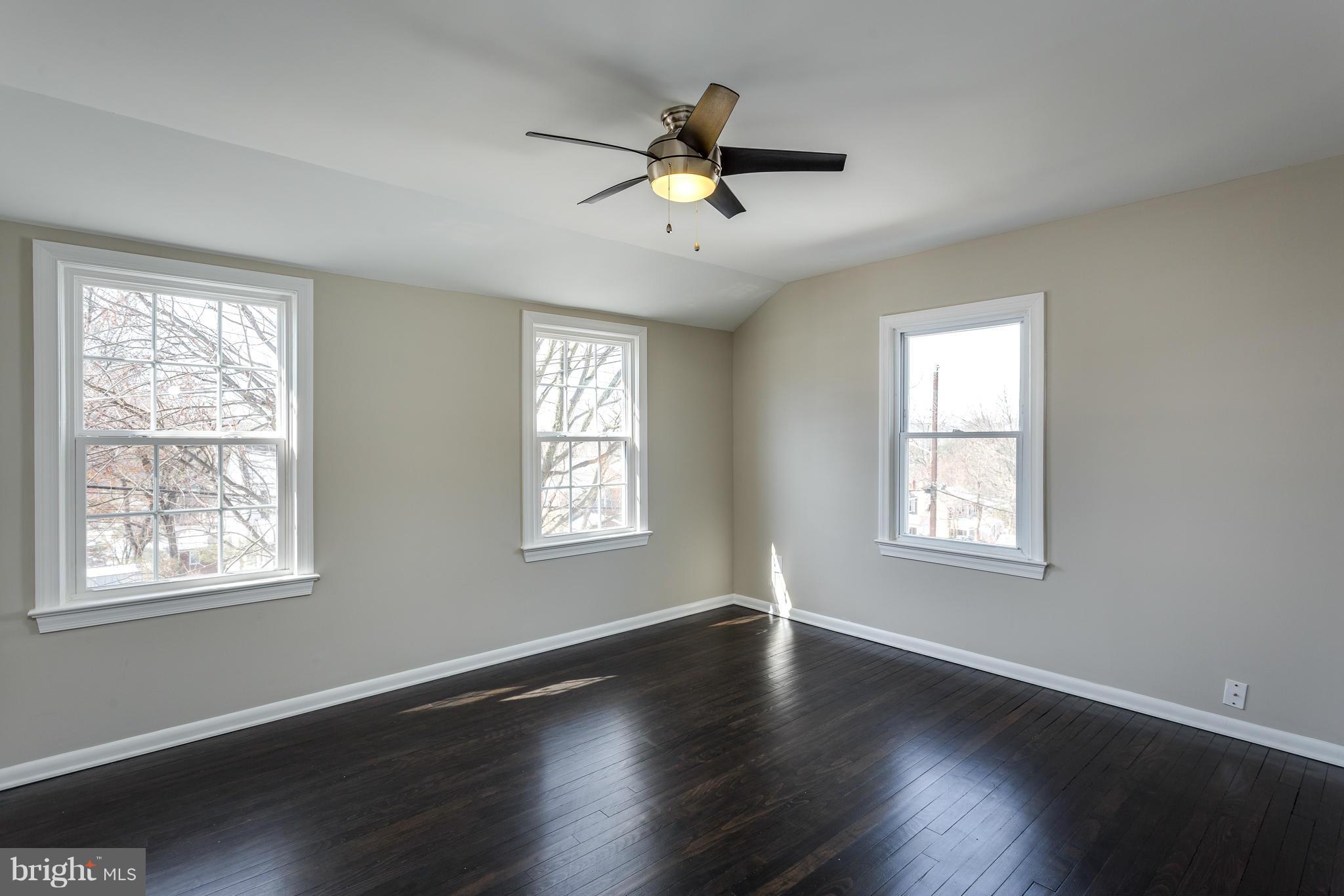 JEFFERSON MANOR - Residential