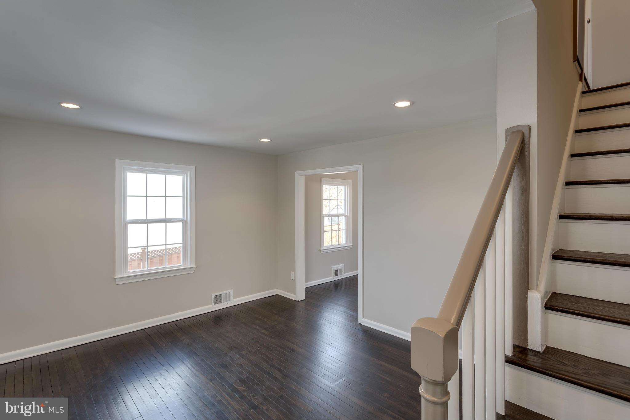 JEFFERSON MANOR - Residential