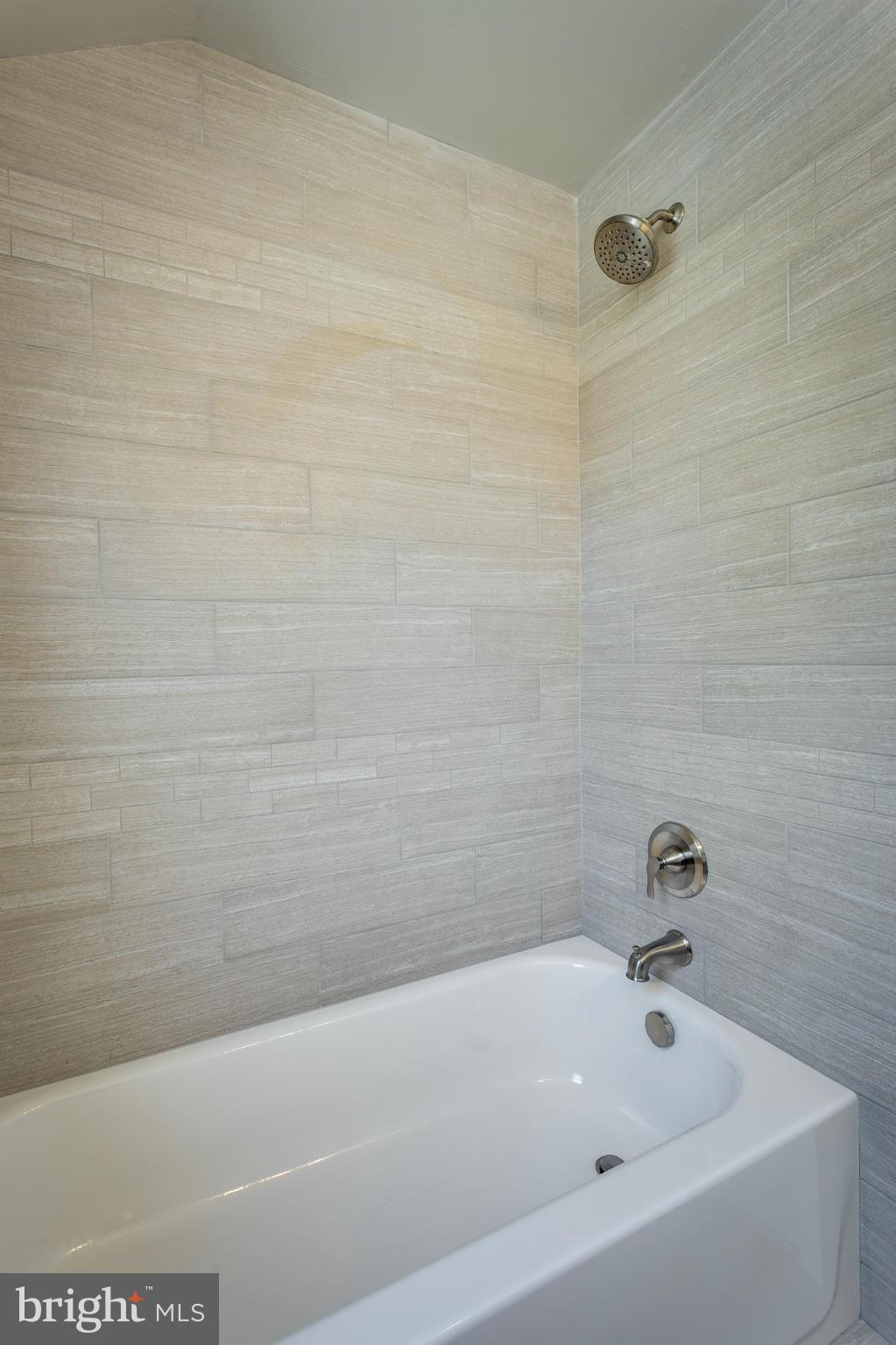 JEFFERSON MANOR - Residential