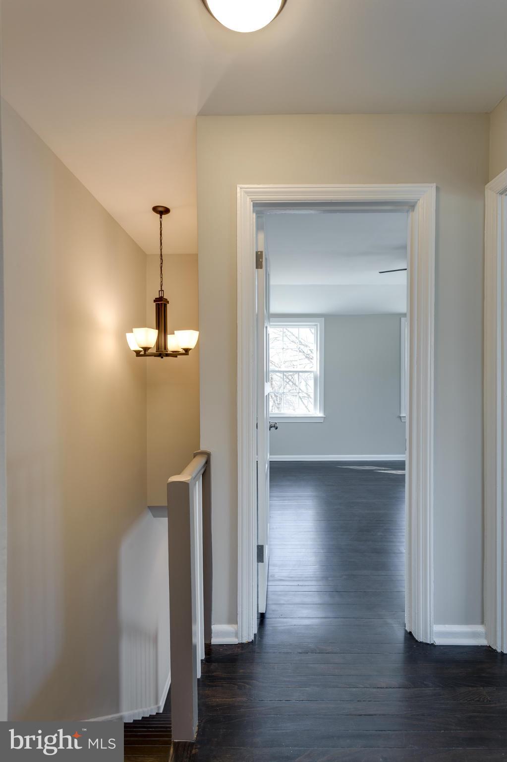 JEFFERSON MANOR - Residential