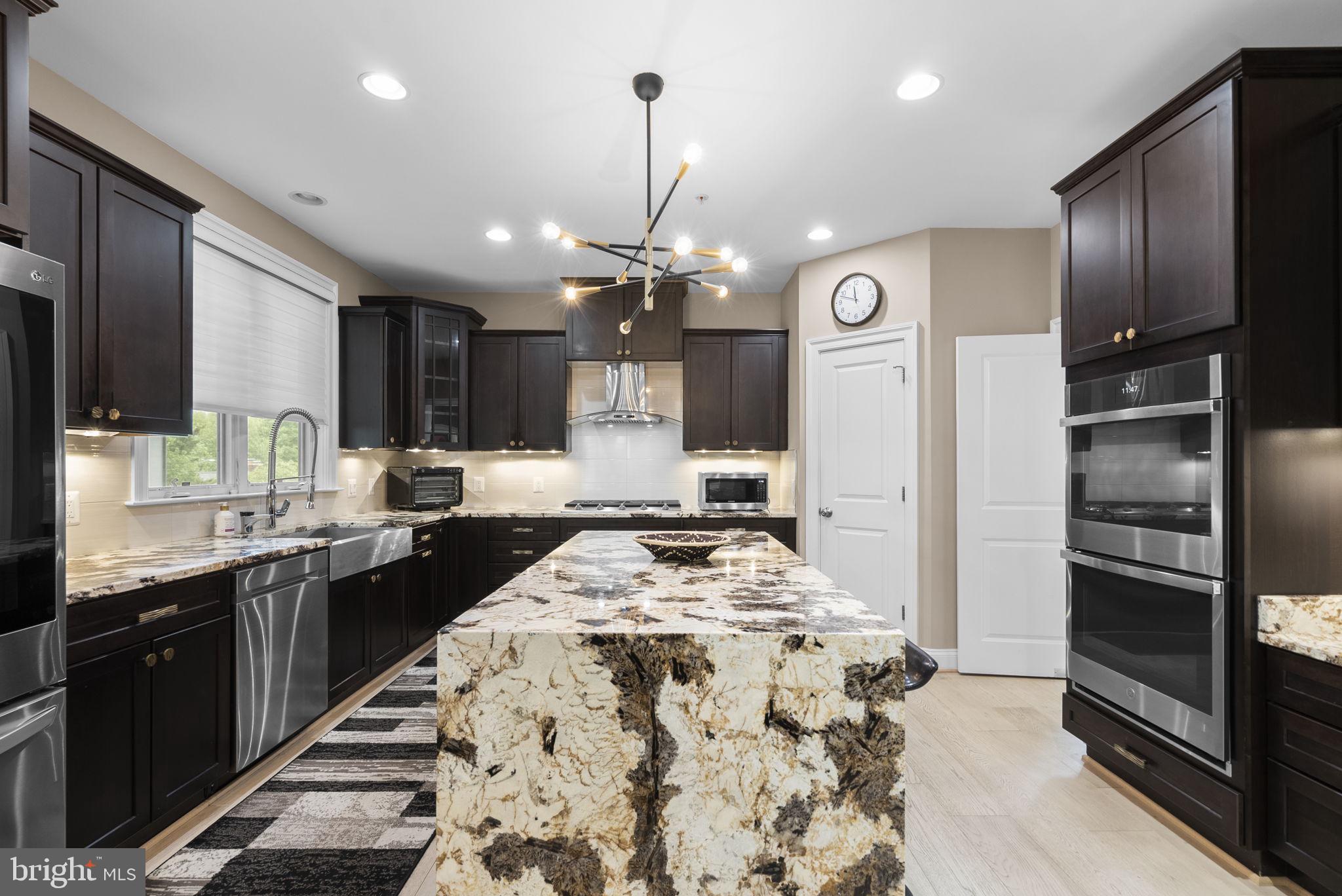 PARKWOOD - Residential