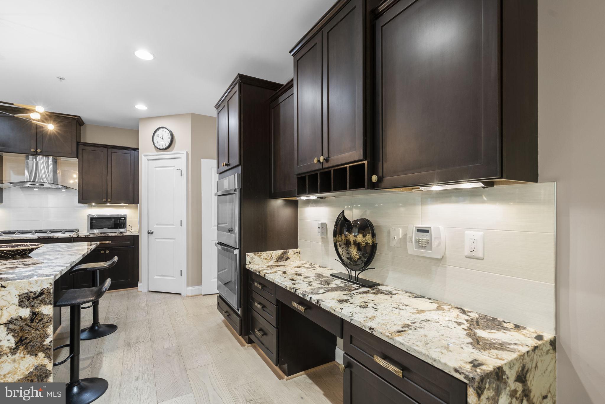 PARKWOOD - Residential