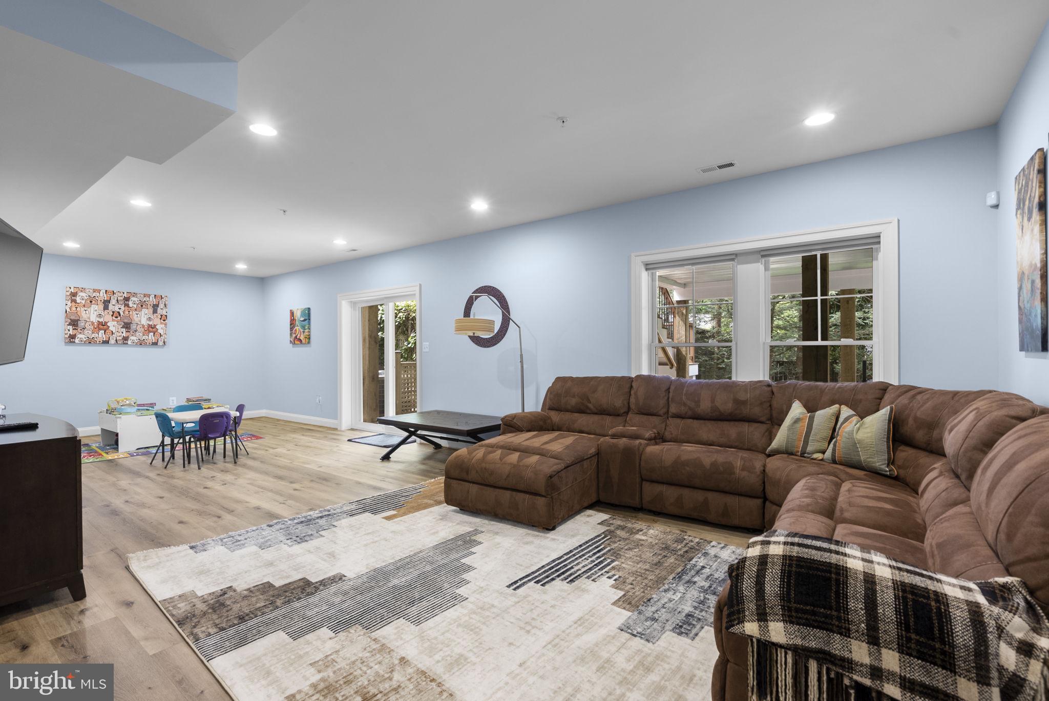 PARKWOOD - Residential