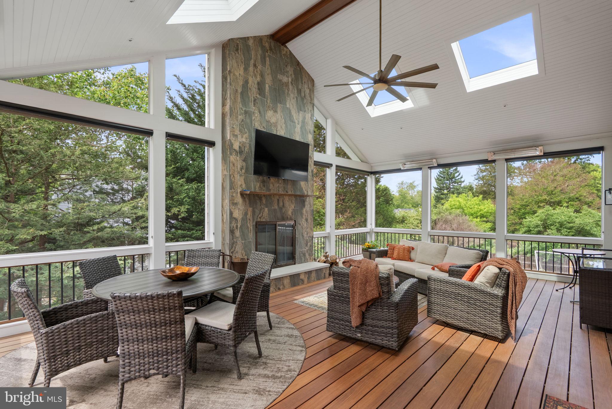 PARKWOOD - Residential