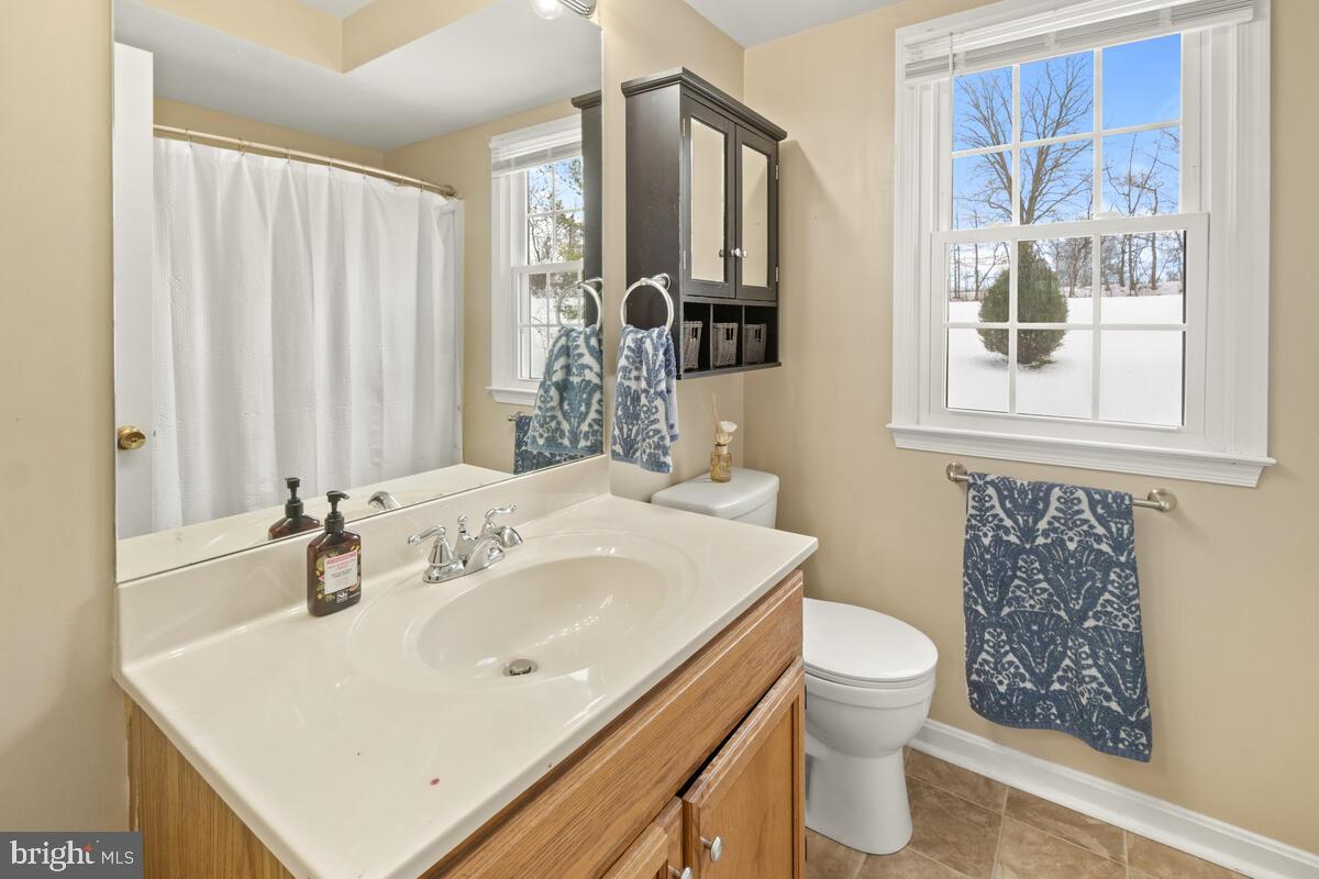 VILLAS LAKE ANITA LOUISE - Residential