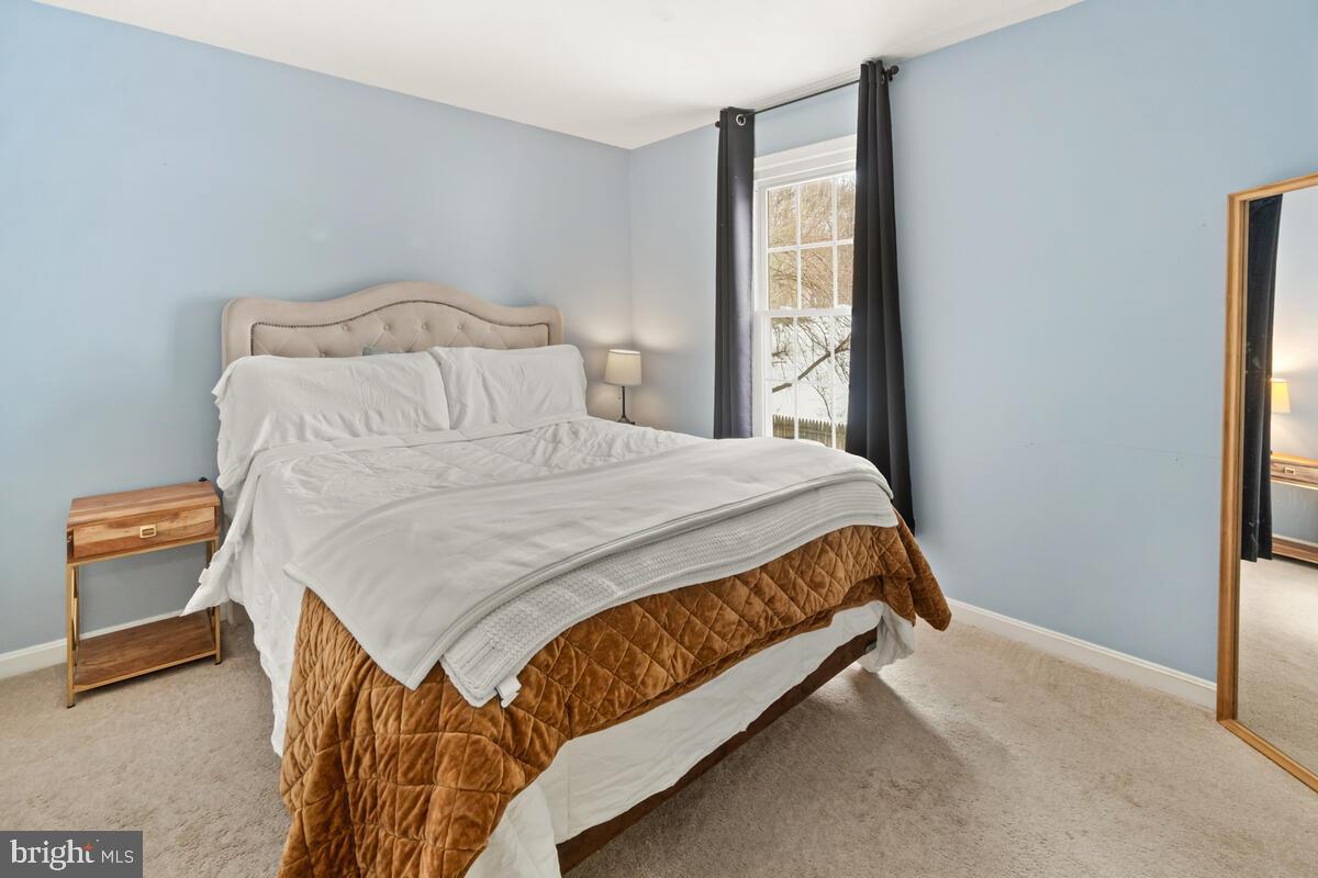 VILLAS LAKE ANITA LOUISE - Residential