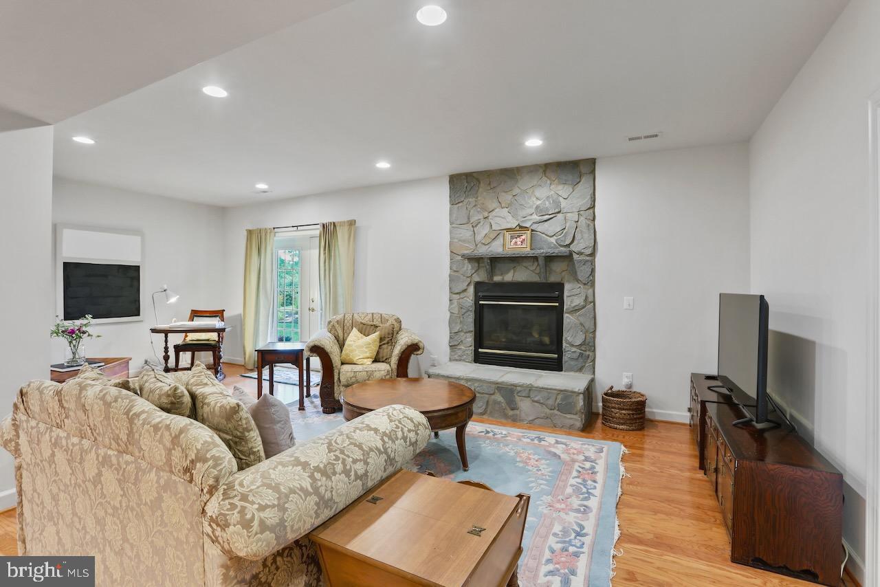 PIEDMONT - Residential