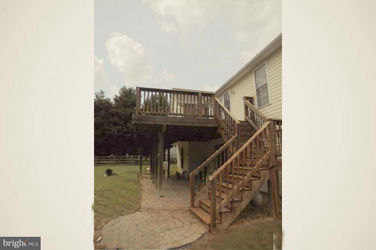 LEELAND STATION - Residential Lease