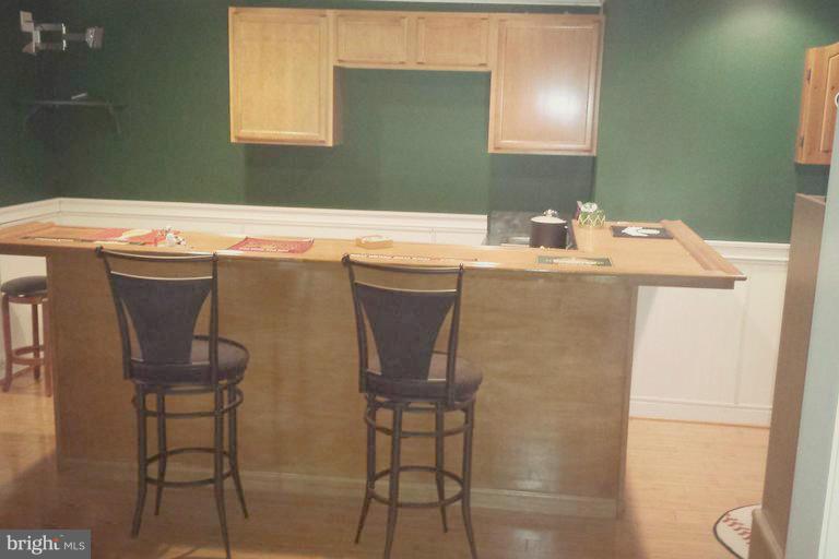 LEELAND STATION - Residential Lease