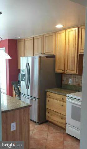 LEELAND STATION - Residential Lease