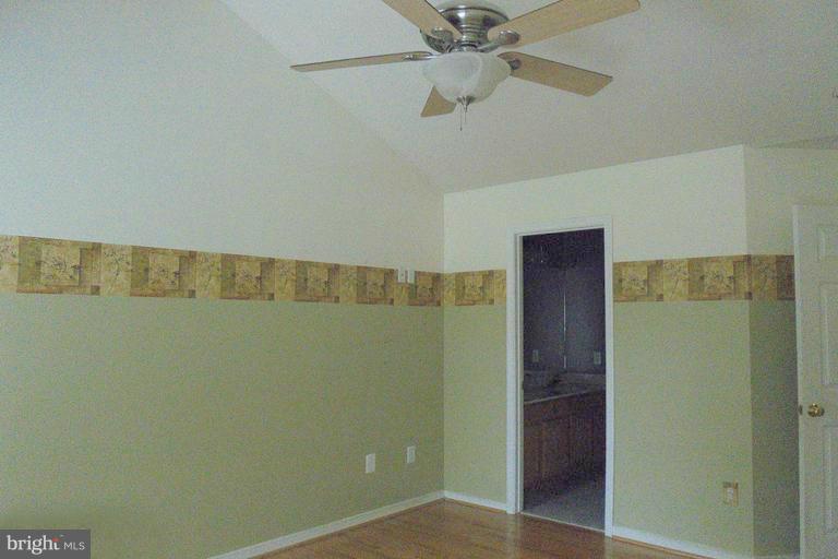 LEELAND STATION - Residential Lease