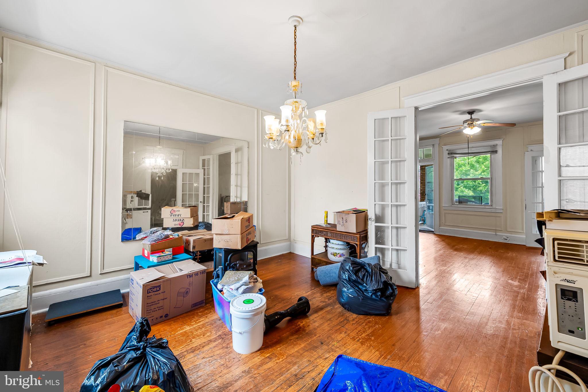 RESERVOIR HILL - Residential