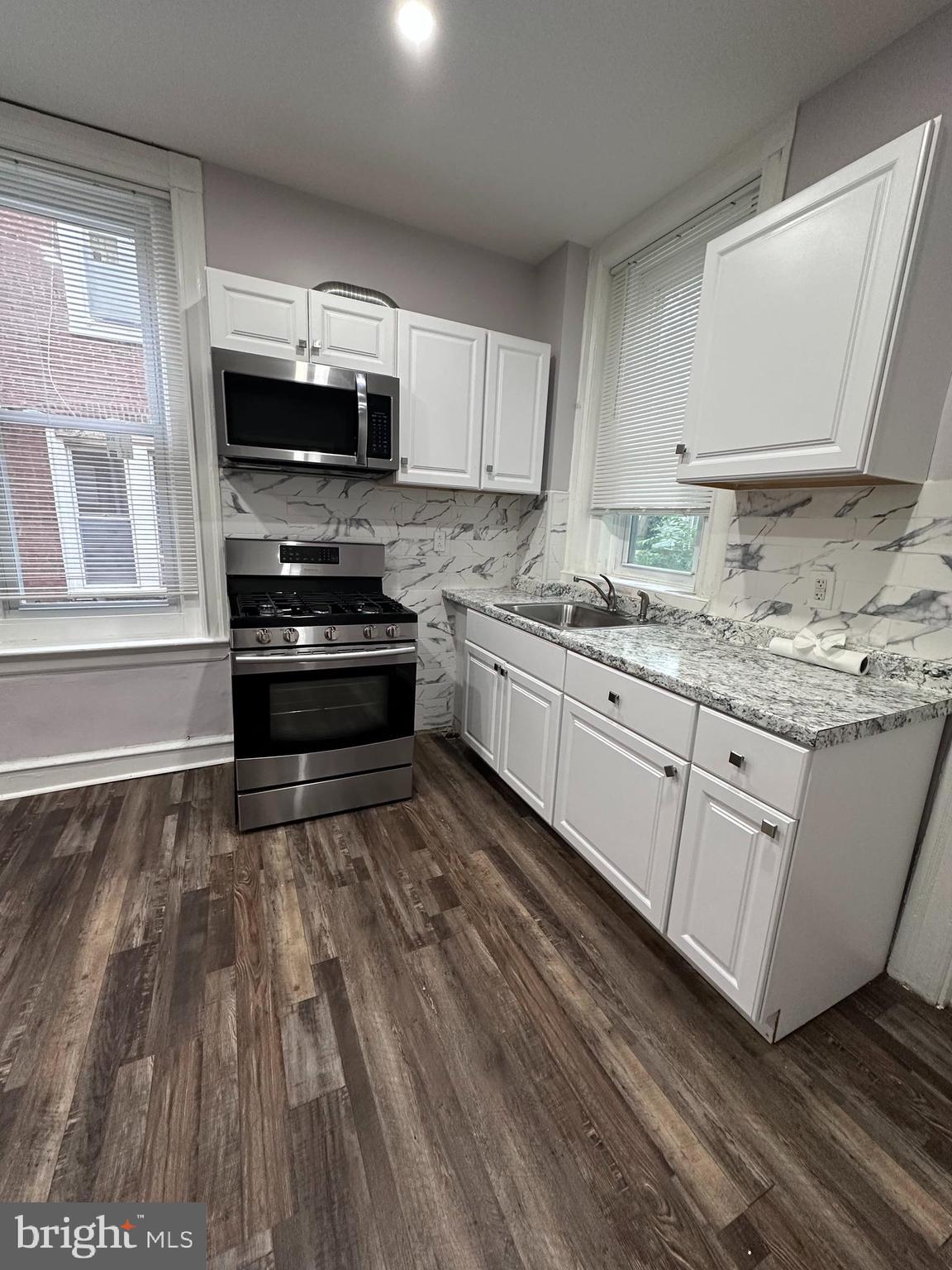 OVERBROOK - Residential Lease