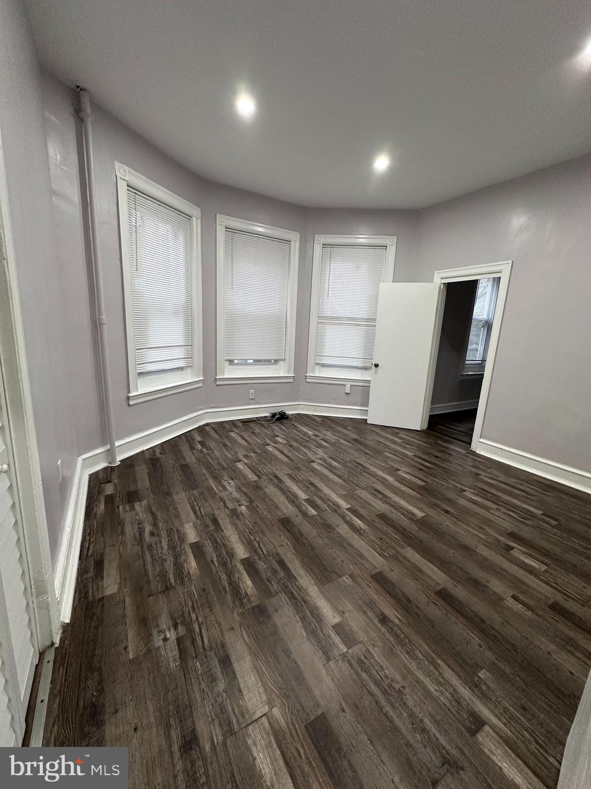 OVERBROOK - Residential Lease