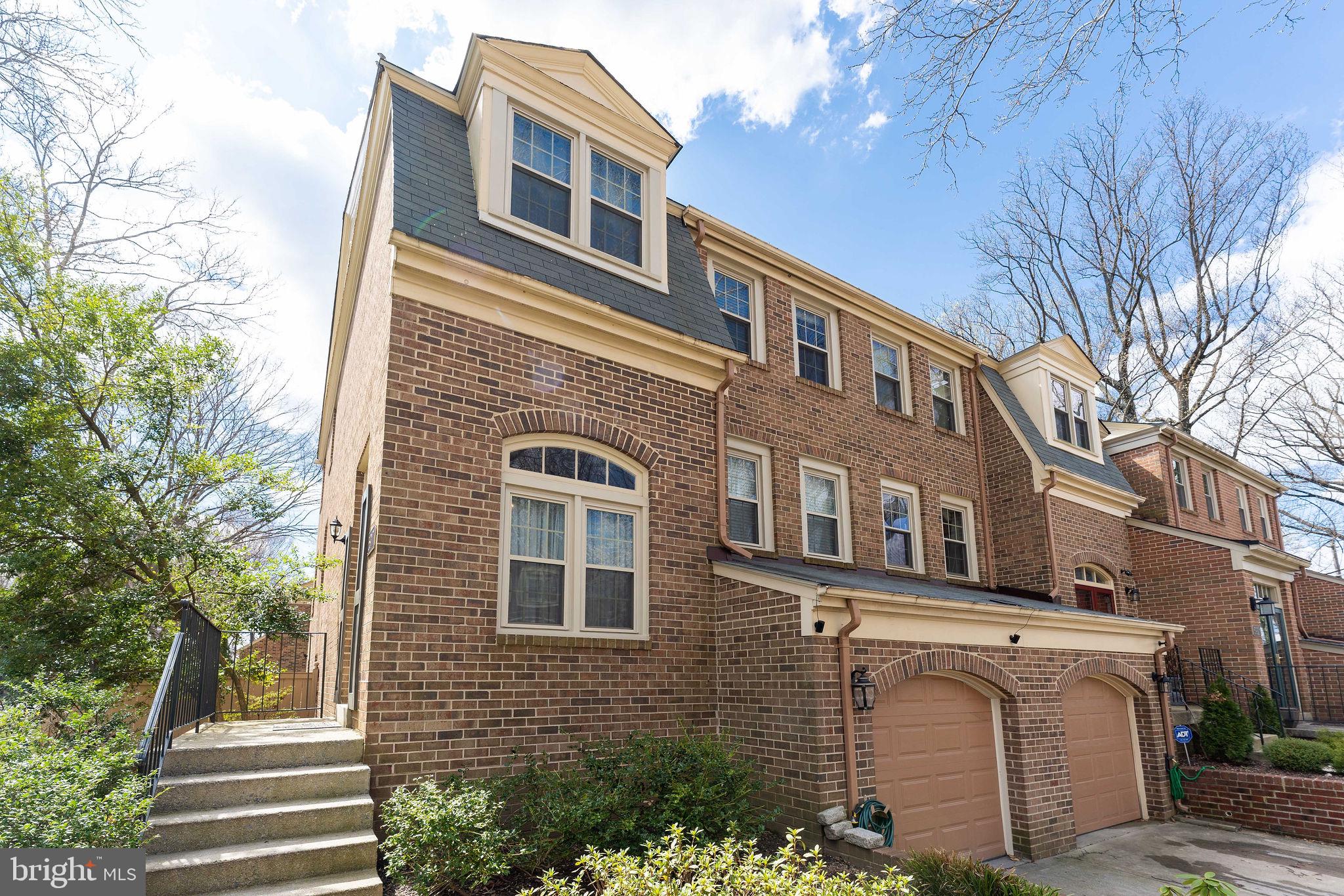 Photo 1 of 35 — 5917 EMPIRE WAY, NORTH BETHESDA, MD 20852