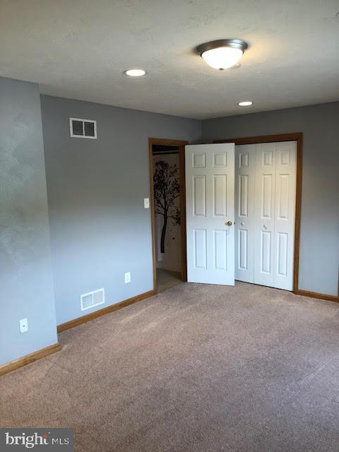 COLONIAL RIDGE - Residential