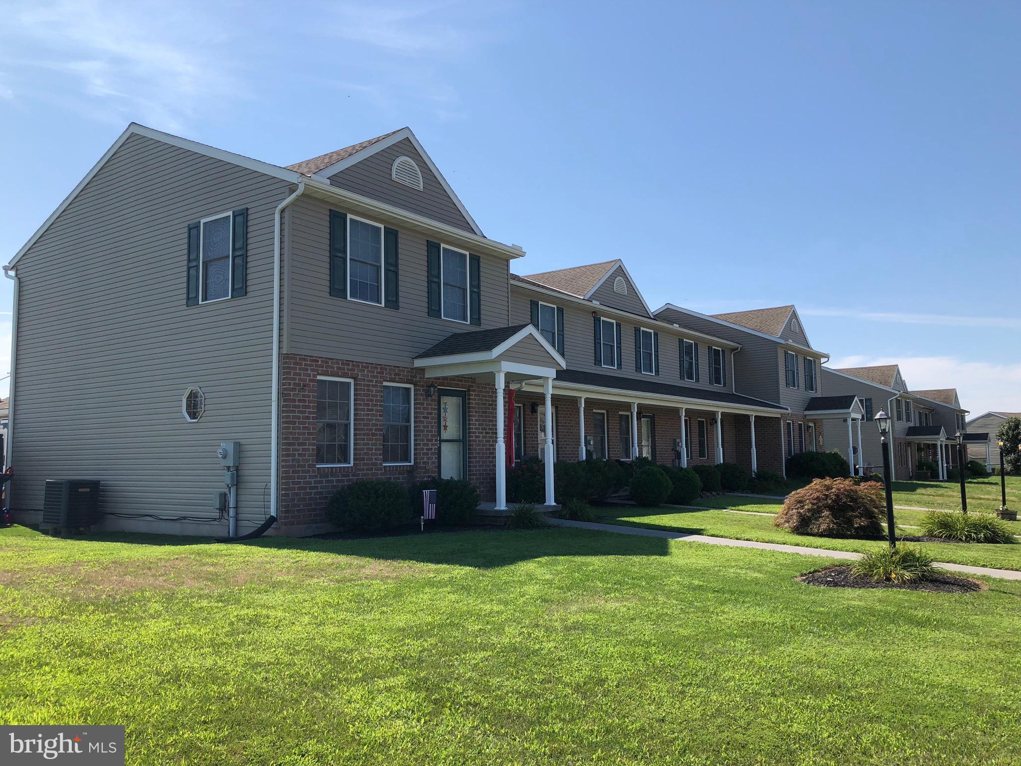 COLONIAL RIDGE - Residential