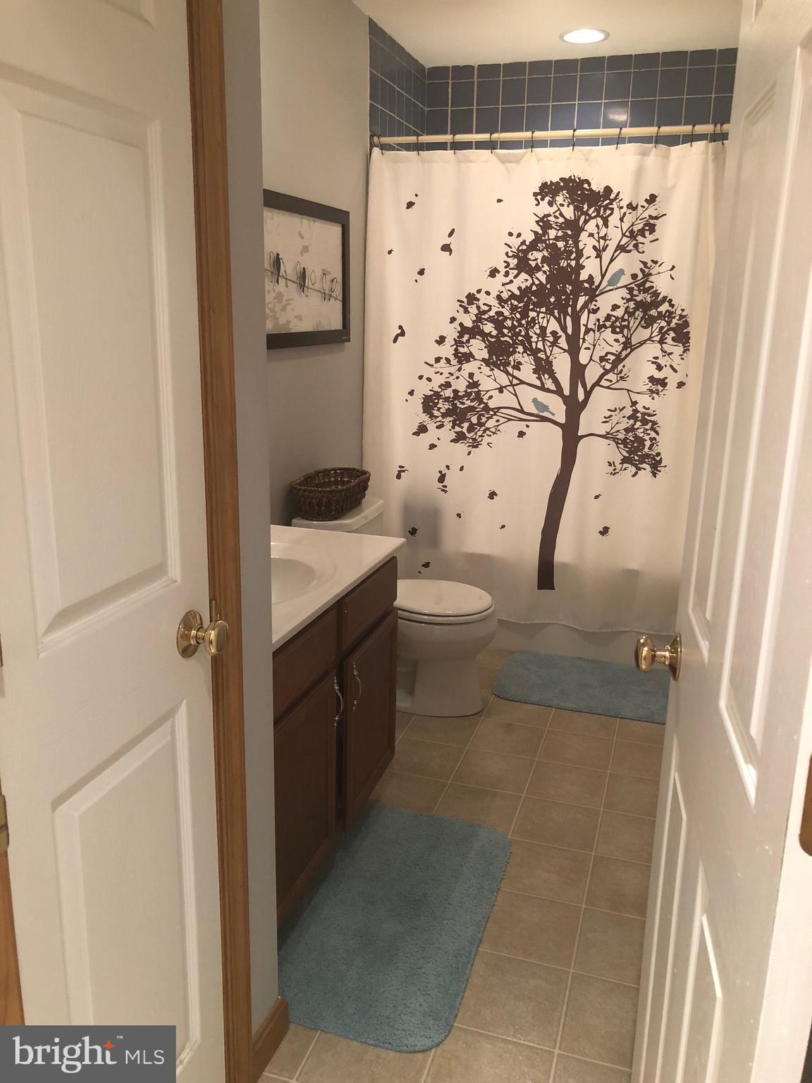 COLONIAL RIDGE - Residential