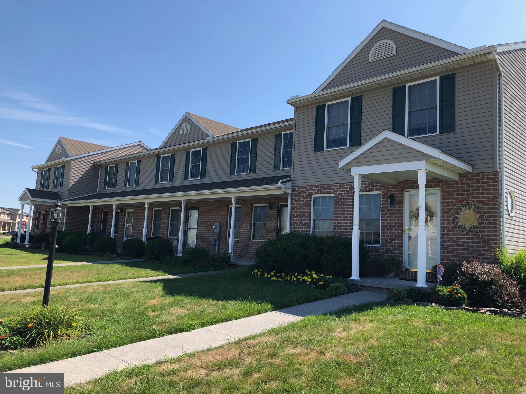 COLONIAL RIDGE - Residential