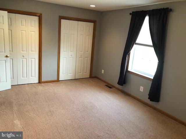 COLONIAL RIDGE - Residential