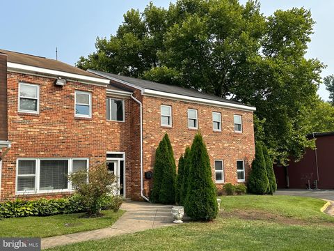 Photo of 578 Waterloo Rd #3B, WARRENTON, VA 20186 (MLS # VAFQ2018436)