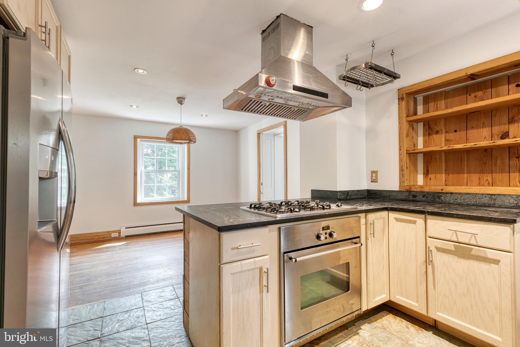 TOWSON ESTATES - Residential