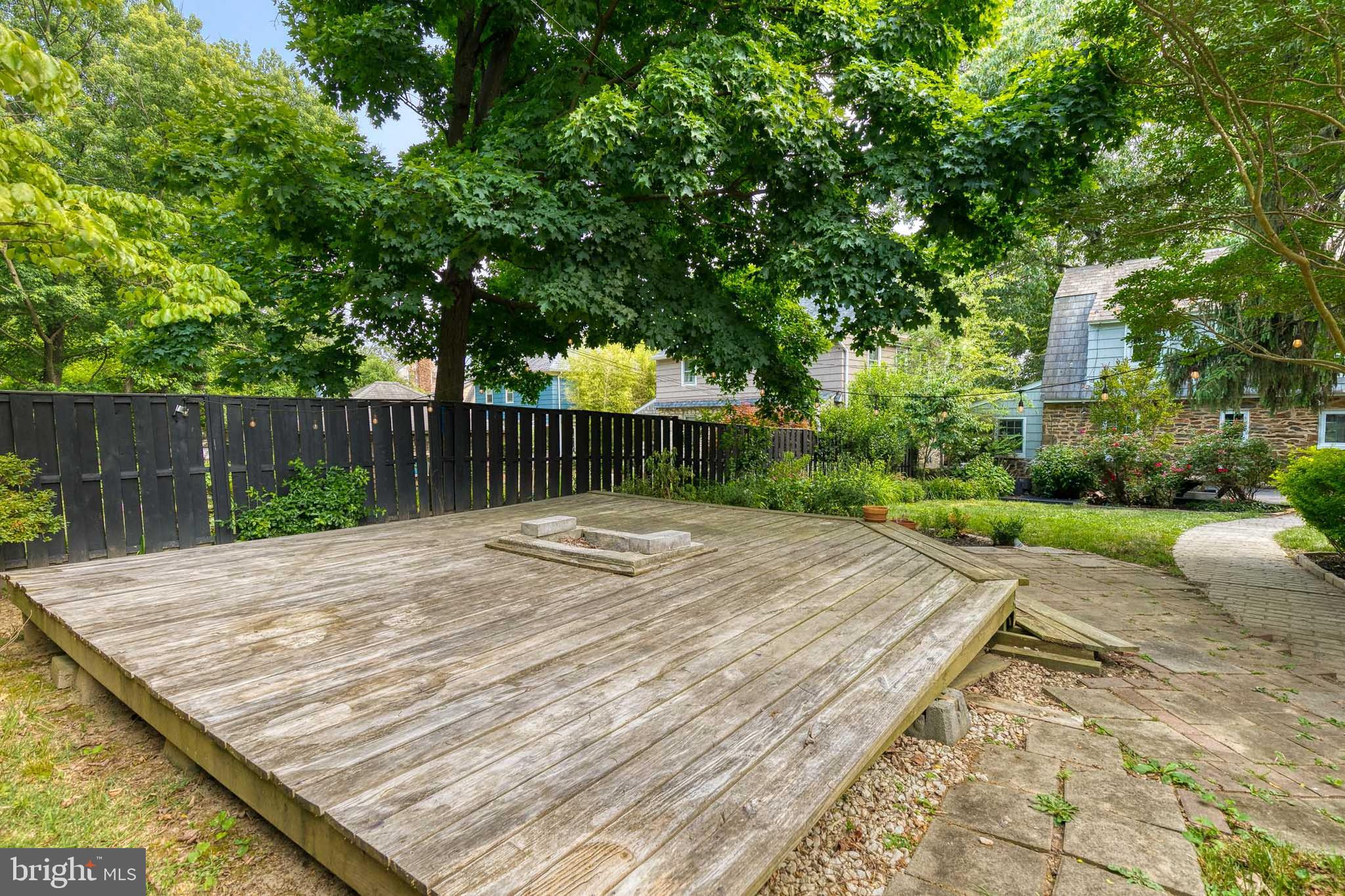 TOWSON ESTATES - Residential