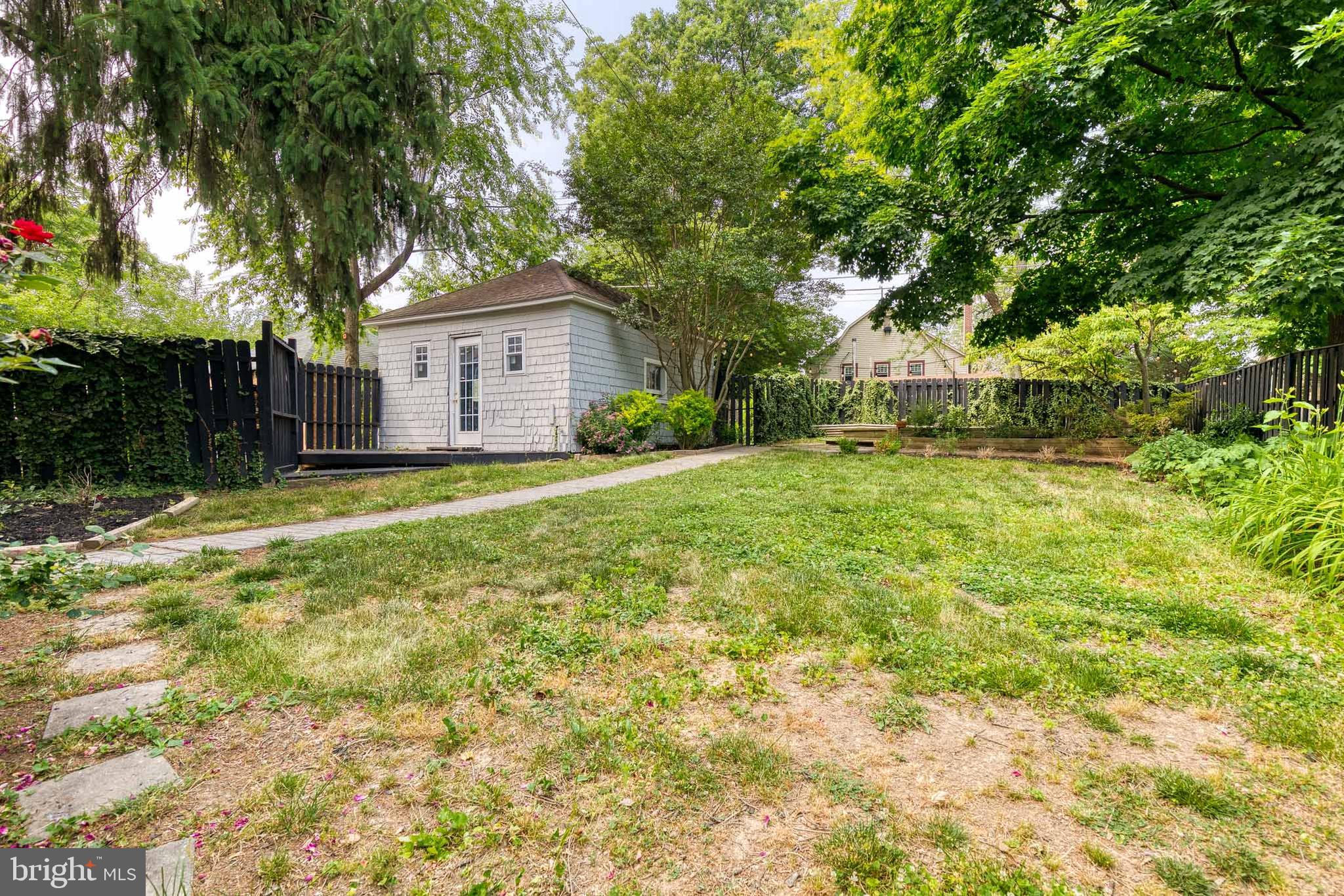 TOWSON ESTATES - Residential