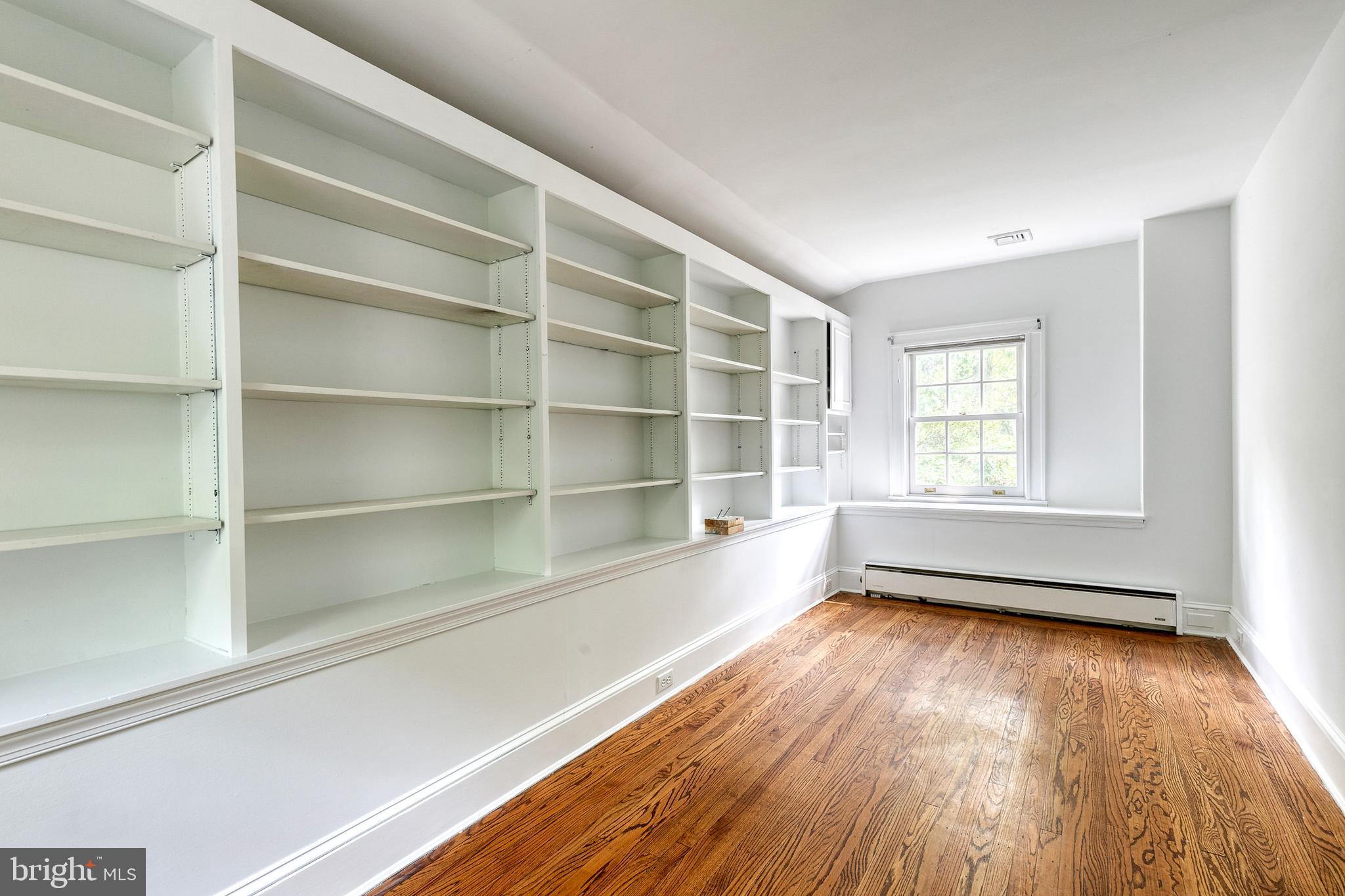 TOWSON ESTATES - Residential