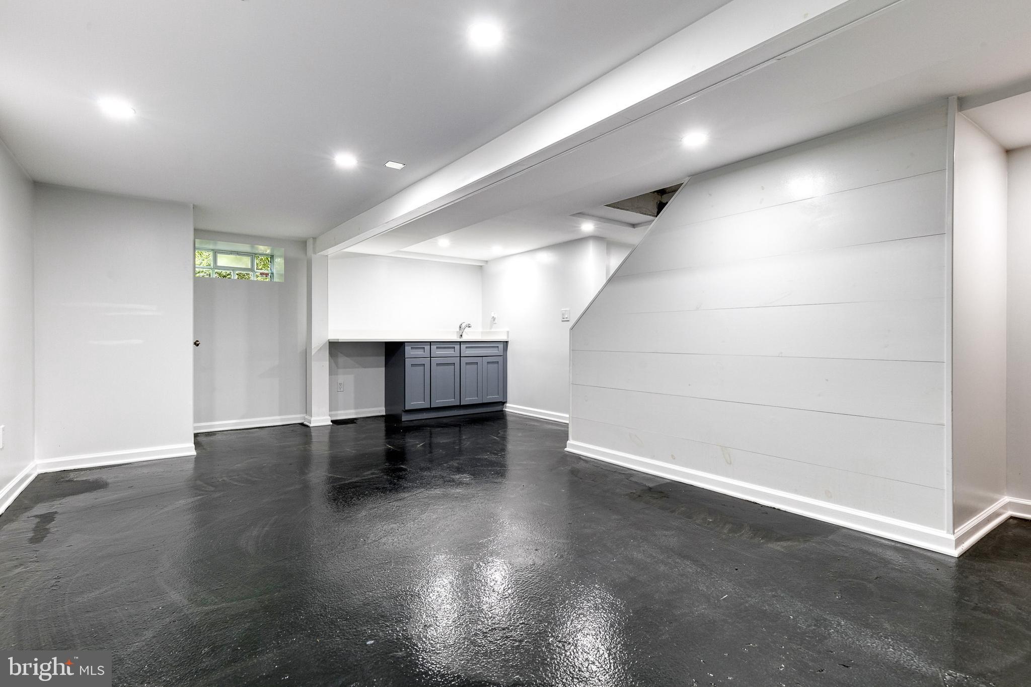 TOWSON ESTATES - Residential