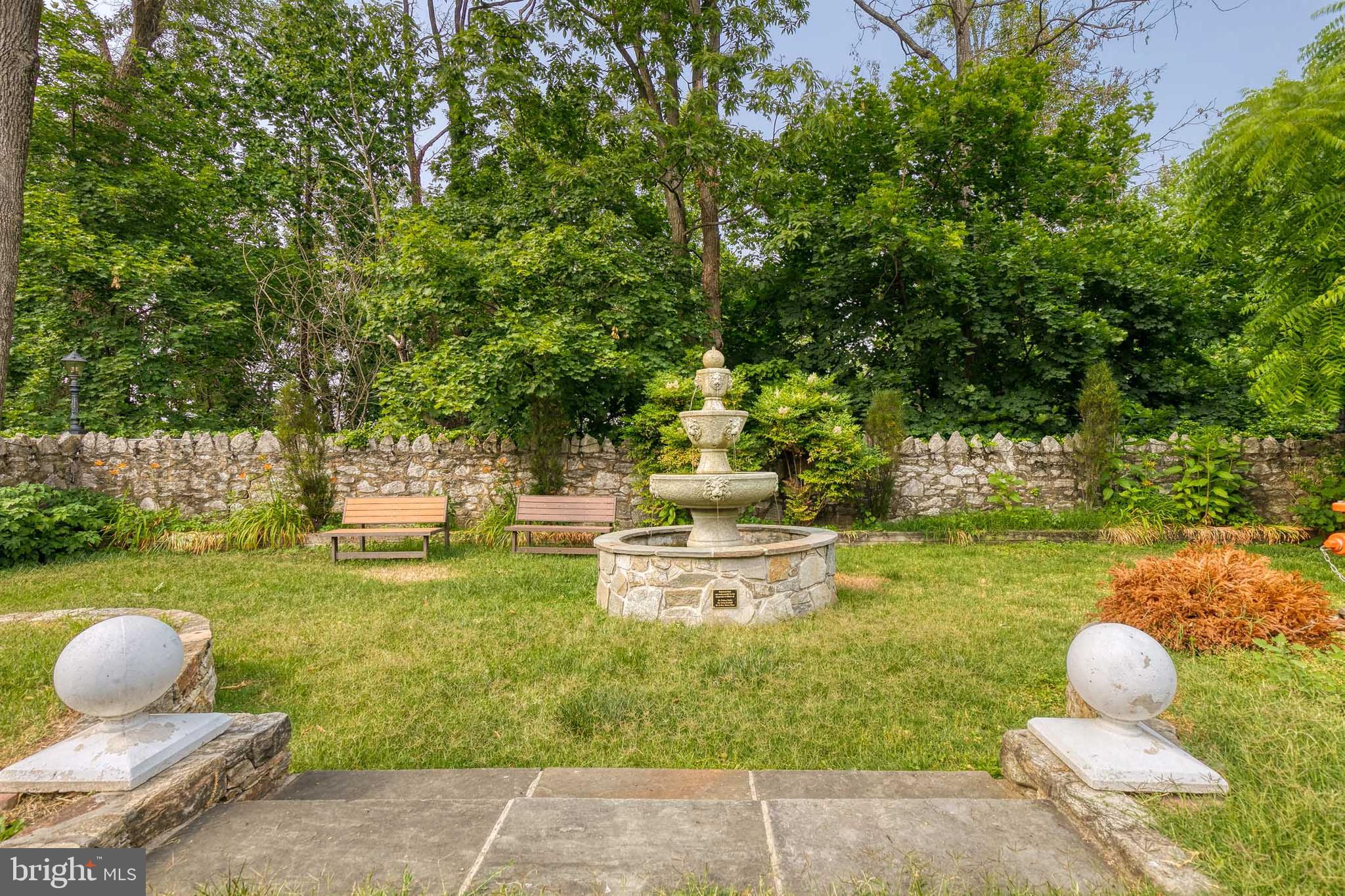 TOWSON ESTATES - Residential